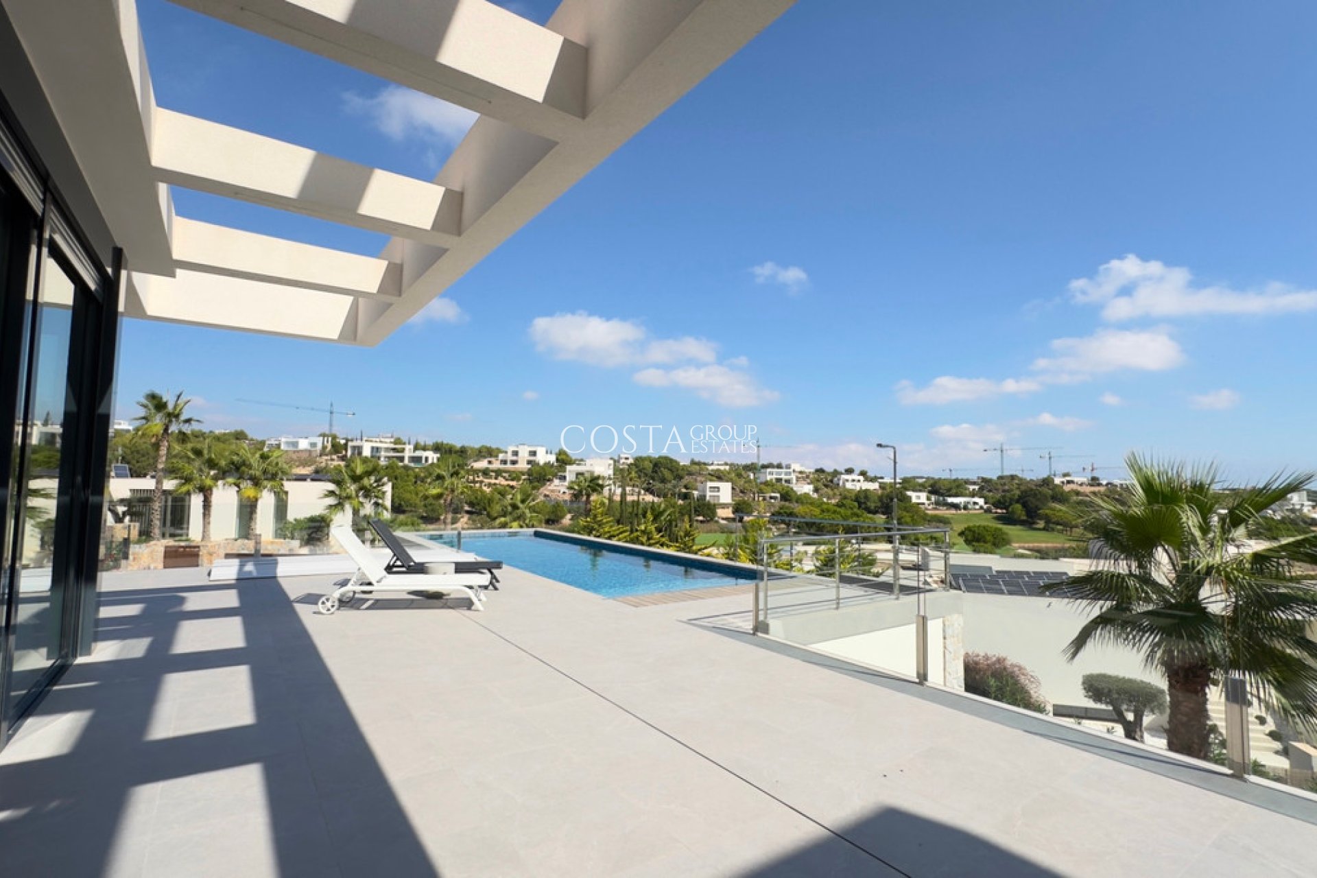 Revente - Villa -
Orihuela - Las Colinas Golf