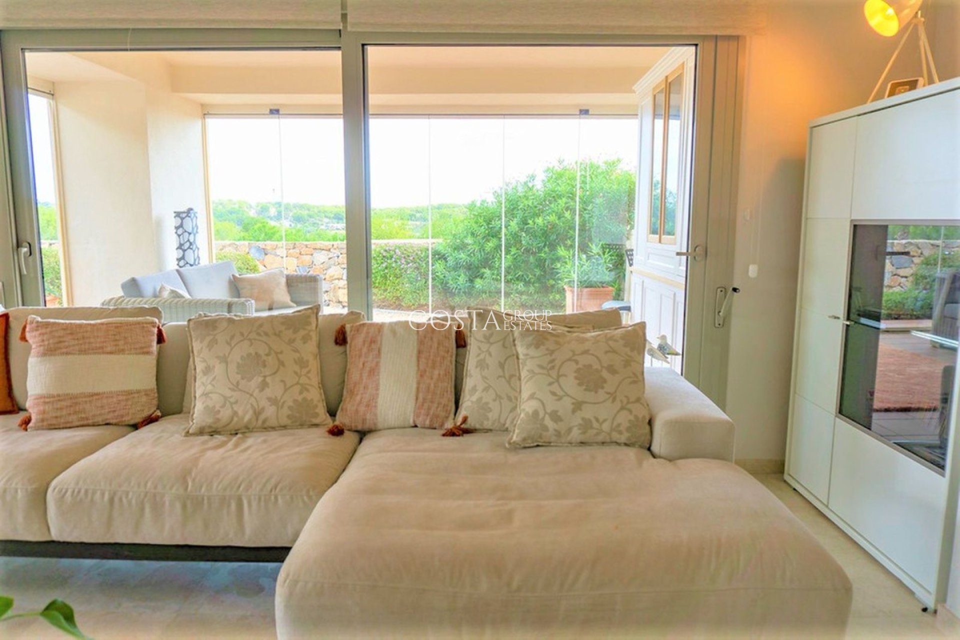 Revente - Villa -
Orihuela - Las Colinas Golf