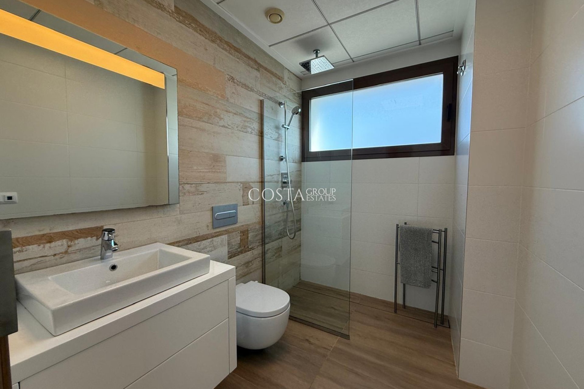 Revente - Villa -
Orihuela - Las Colinas Golf