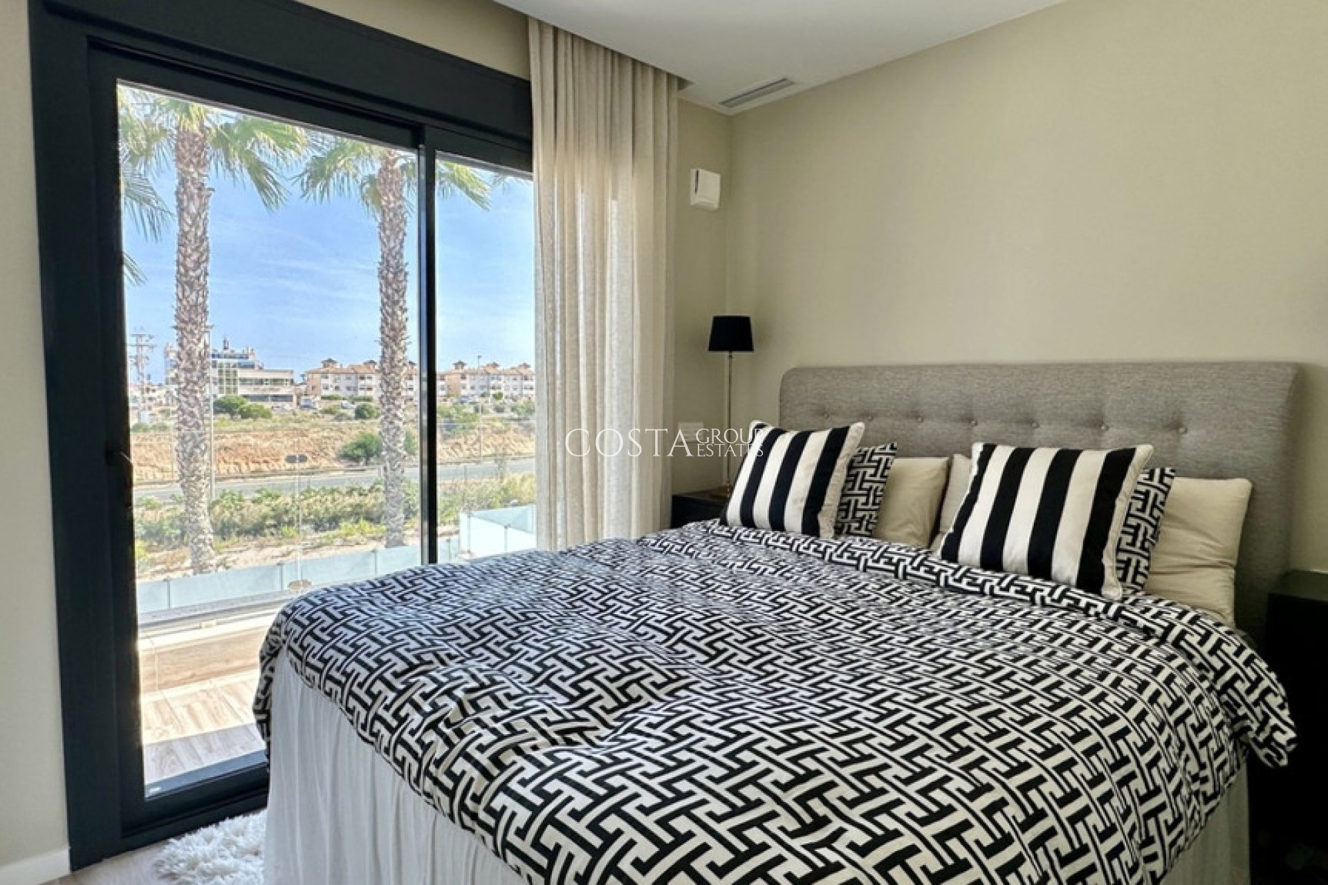 Revente - Villa -
Orihuela - Lomas de Cabo Roig