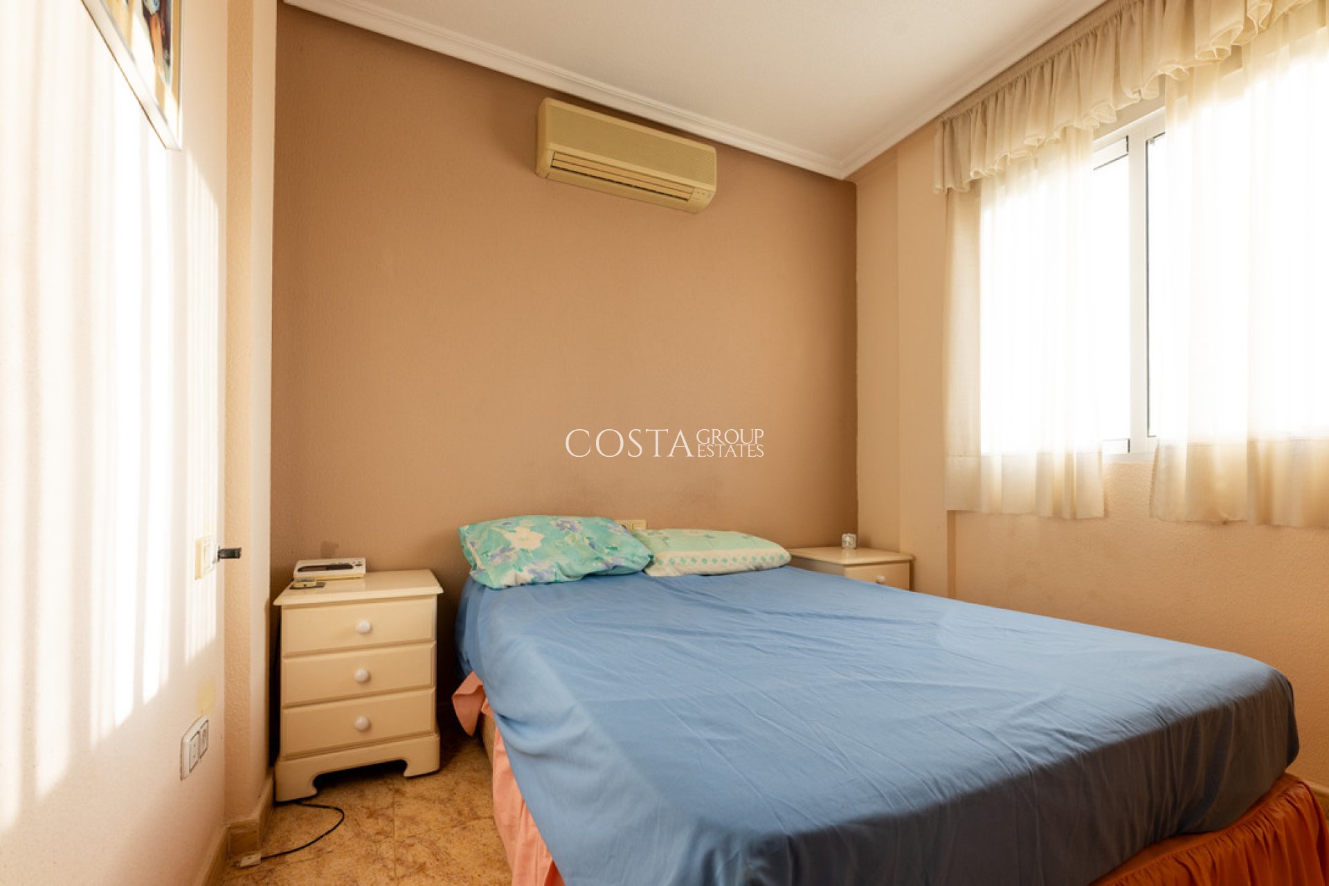 Revente - Villa -
Orihuela - Los Altos