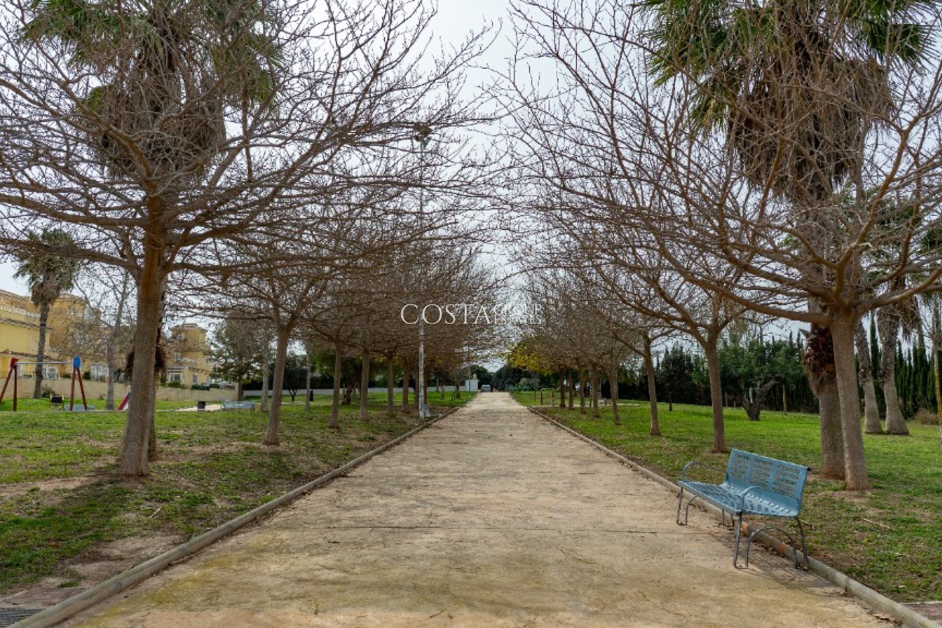 Revente - Villa -
Orihuela - Los Altos