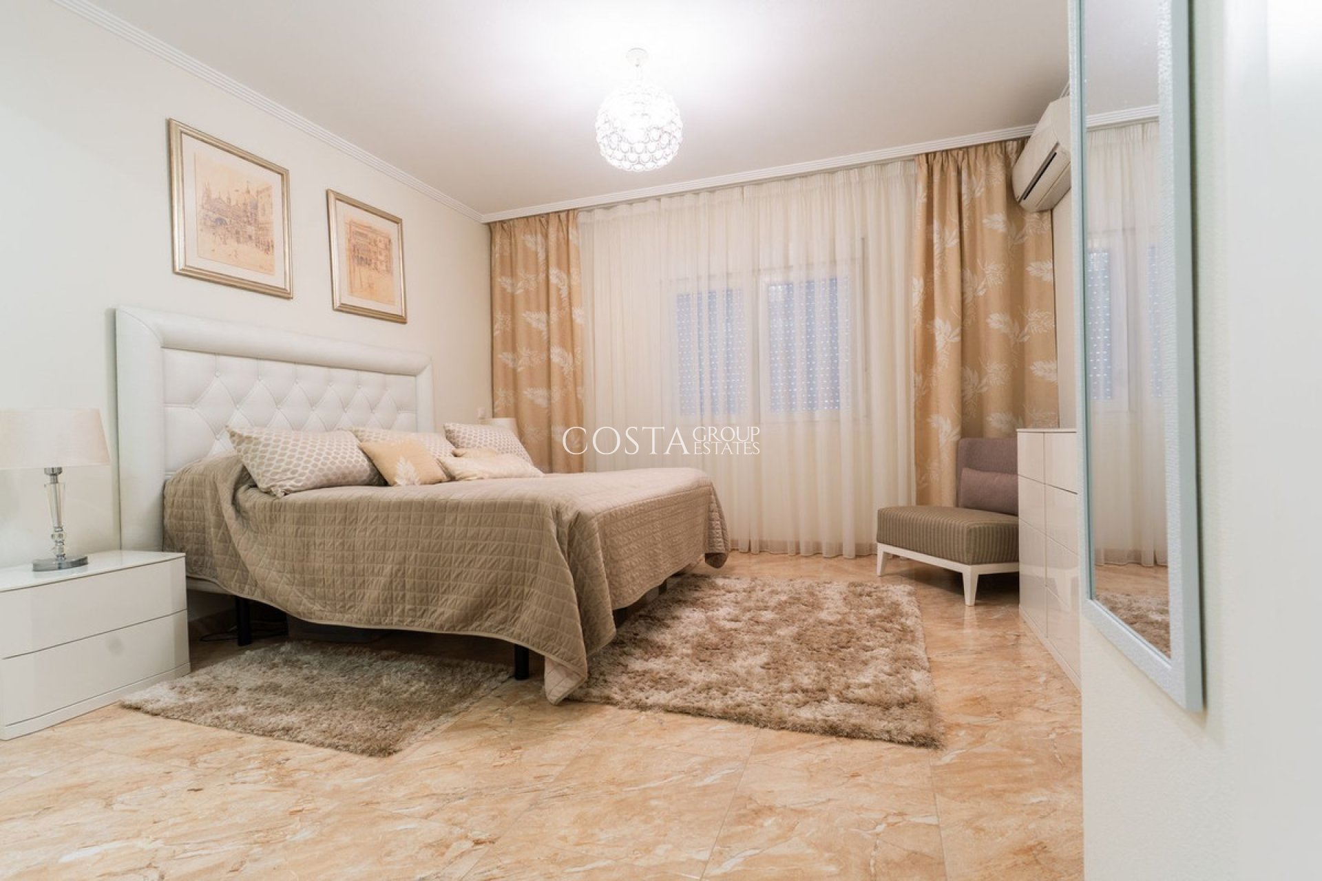 Revente - Villa -
Orihuela - Los Balcones
