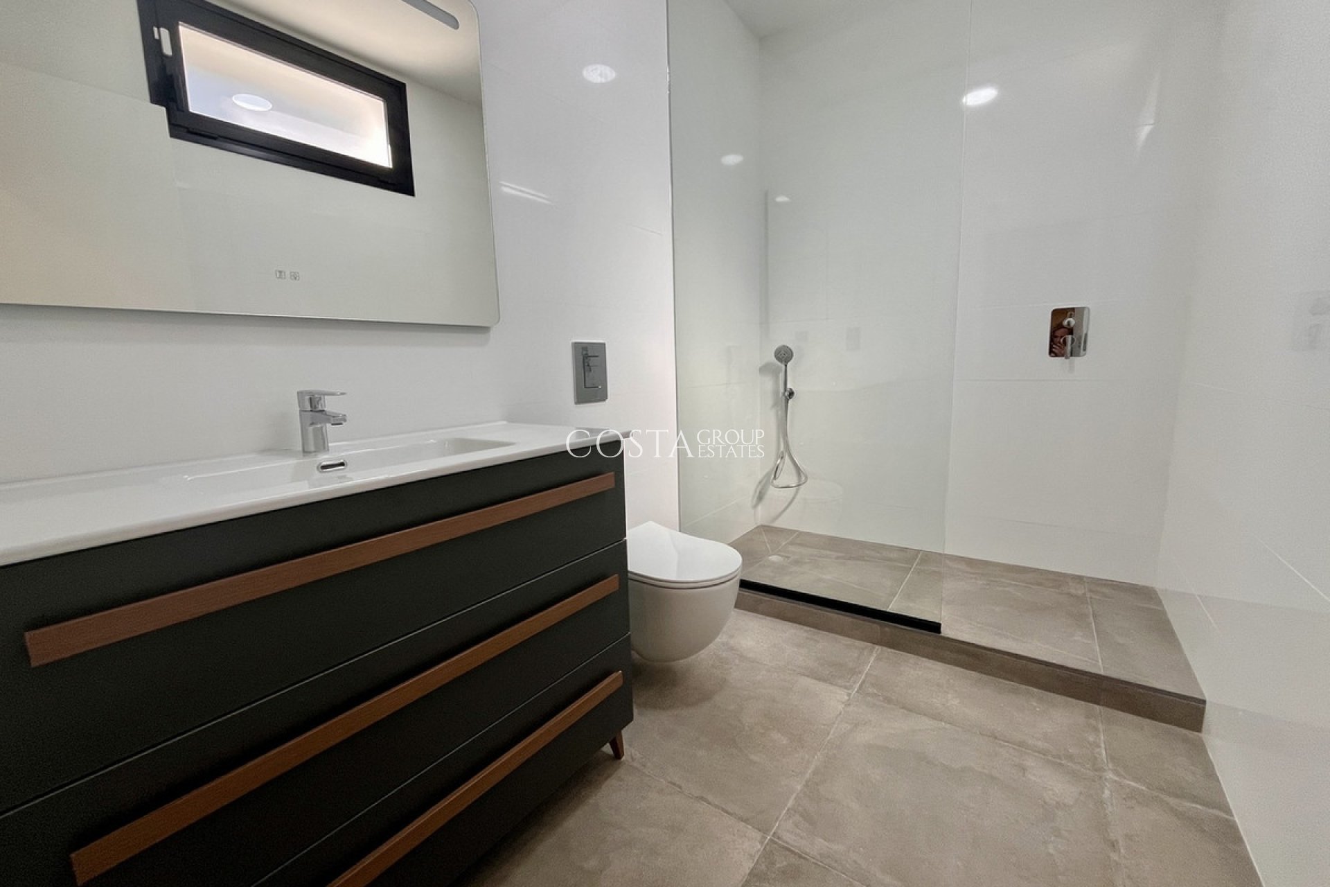 Revente - Villa -
Orihuela - Los Balcones