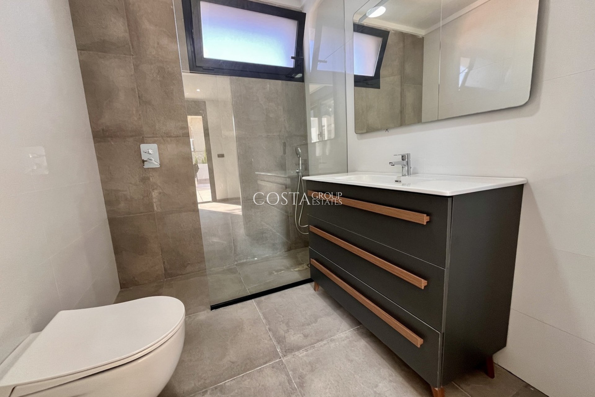 Revente - Villa -
Orihuela - Los Balcones