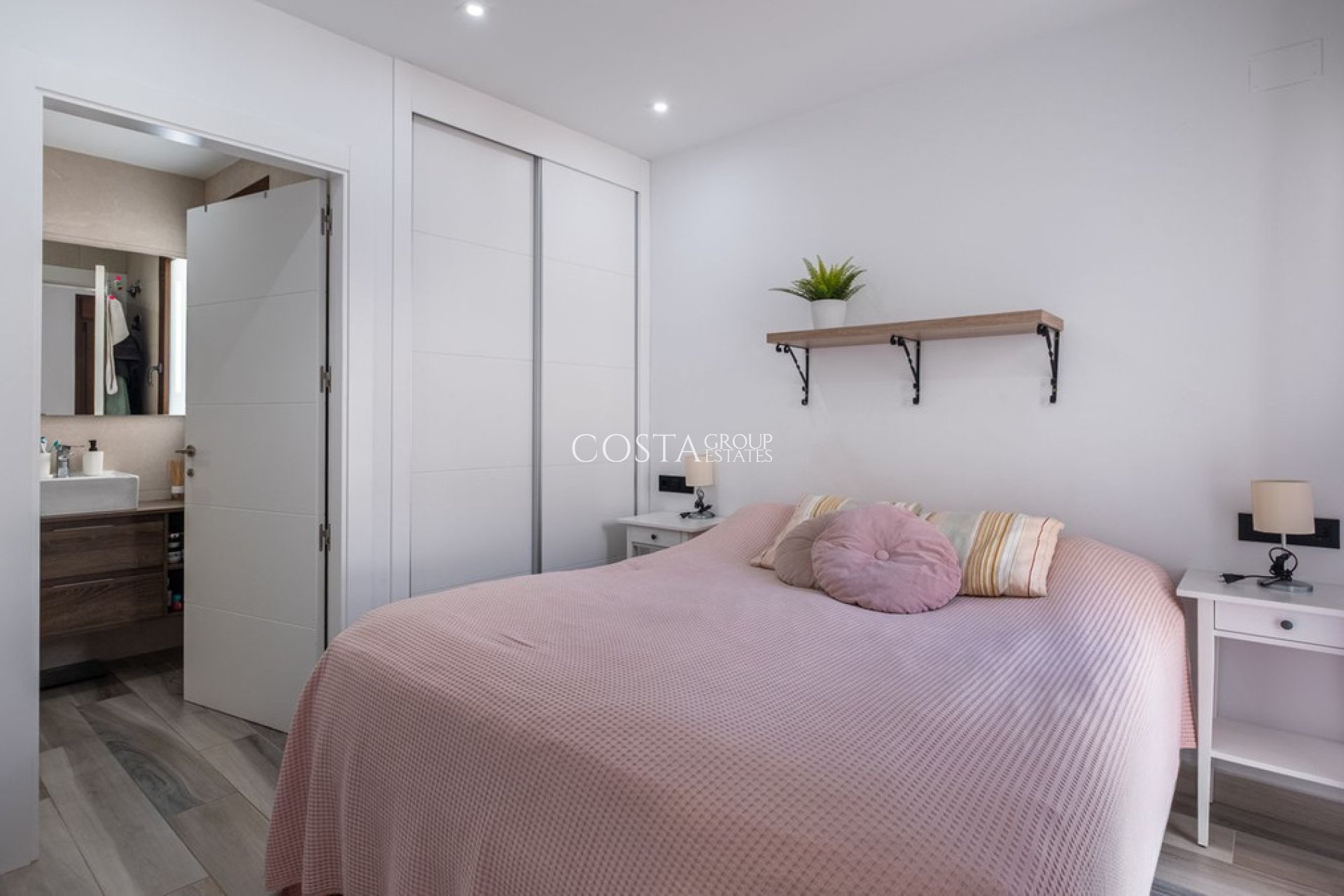 Revente - Villa -
Orihuela - Los Balcones