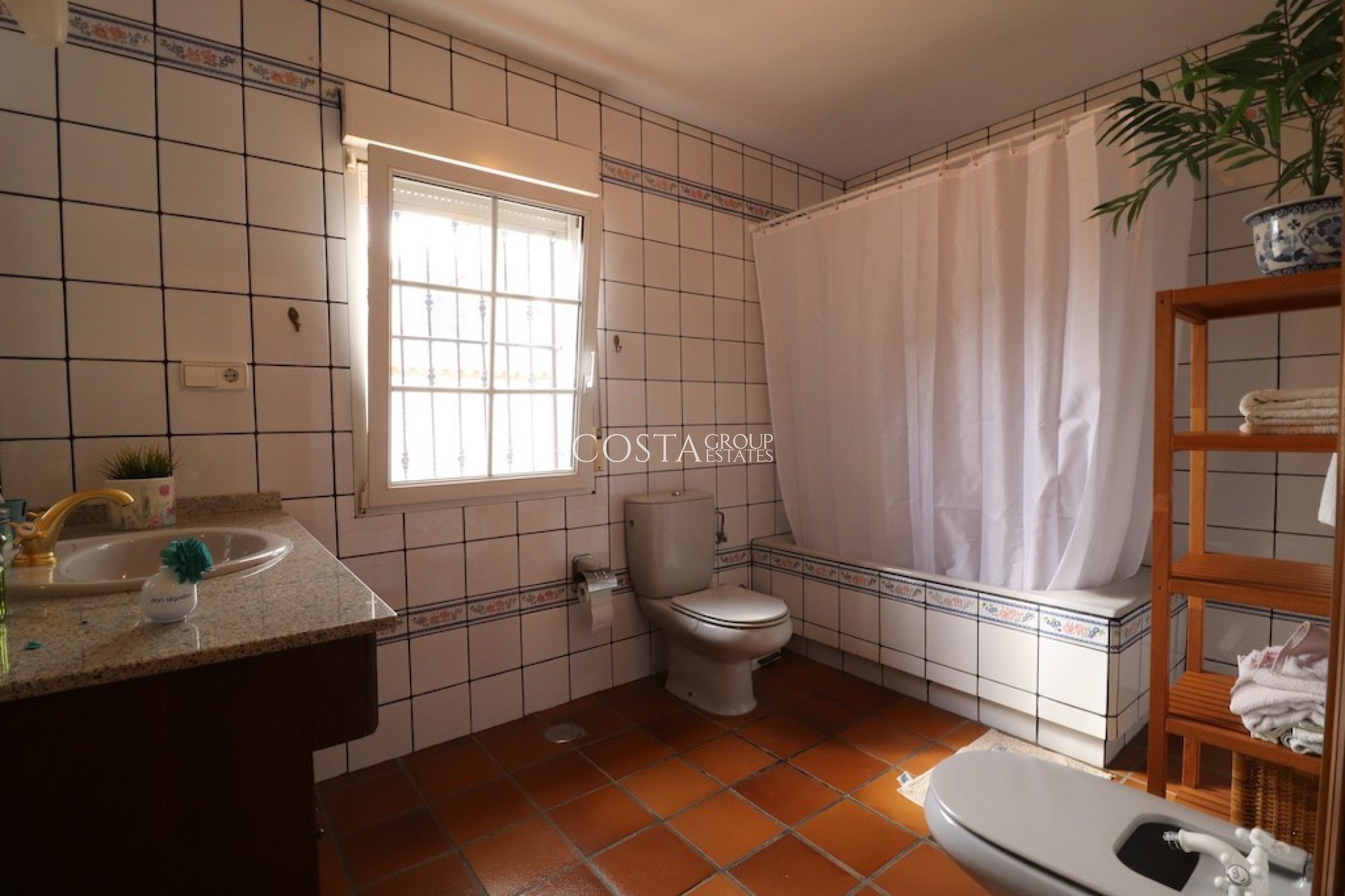 Revente - Villa -
Orihuela - Mil Palmeras
