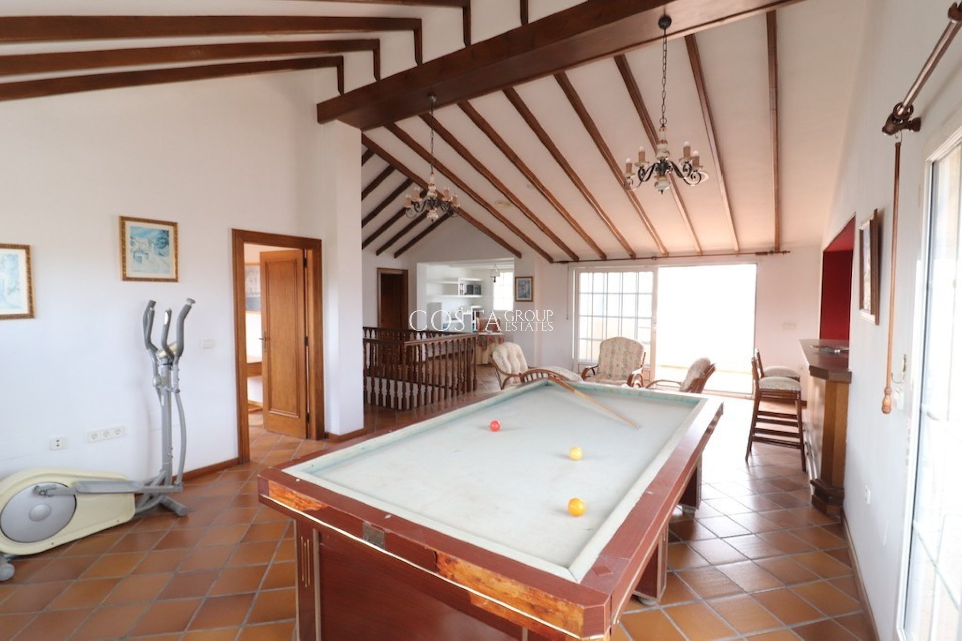 Revente - Villa -
Orihuela - Mil Palmeras