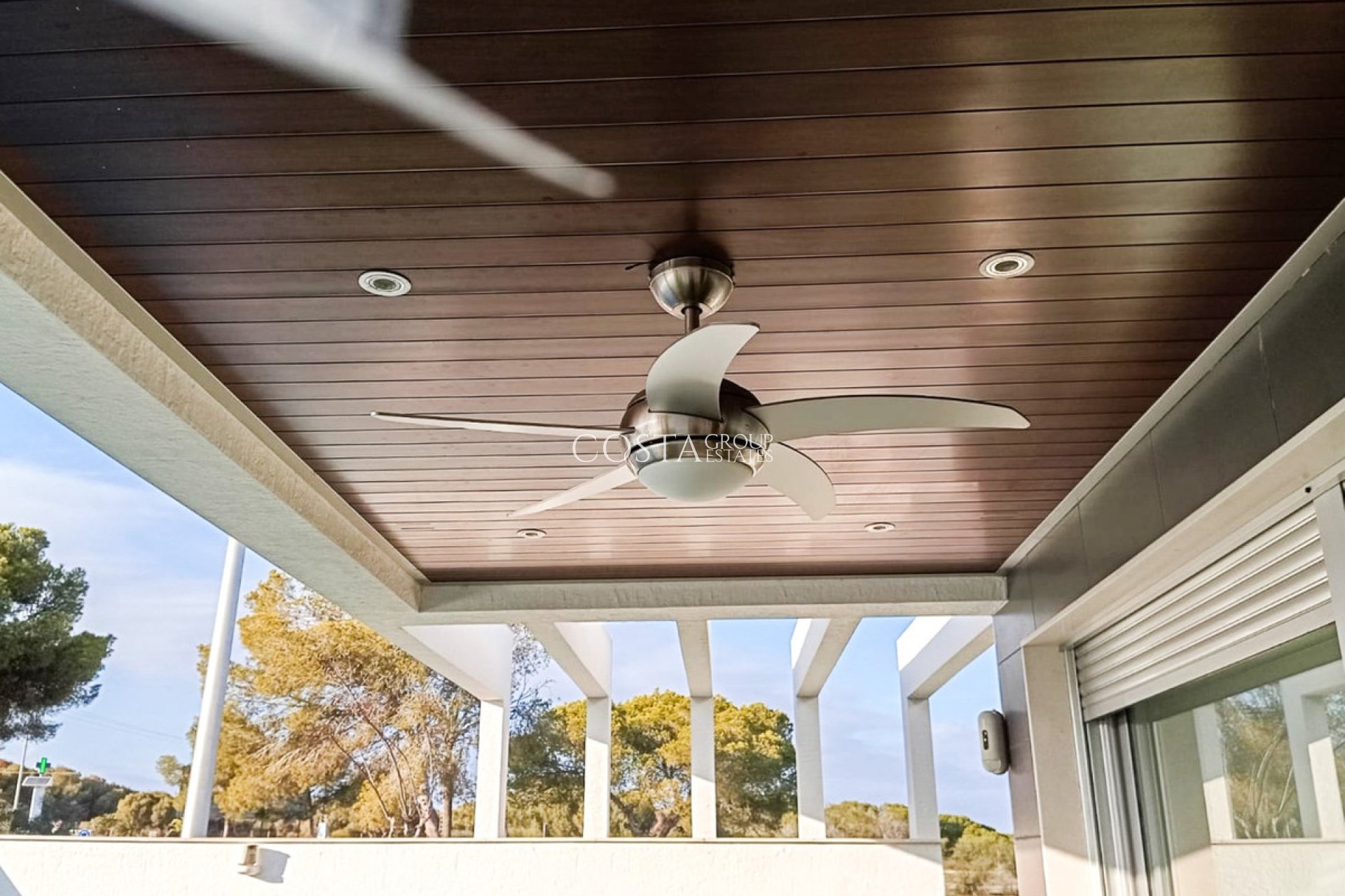 Revente - Villa -
Orihuela - Mil Palmeras