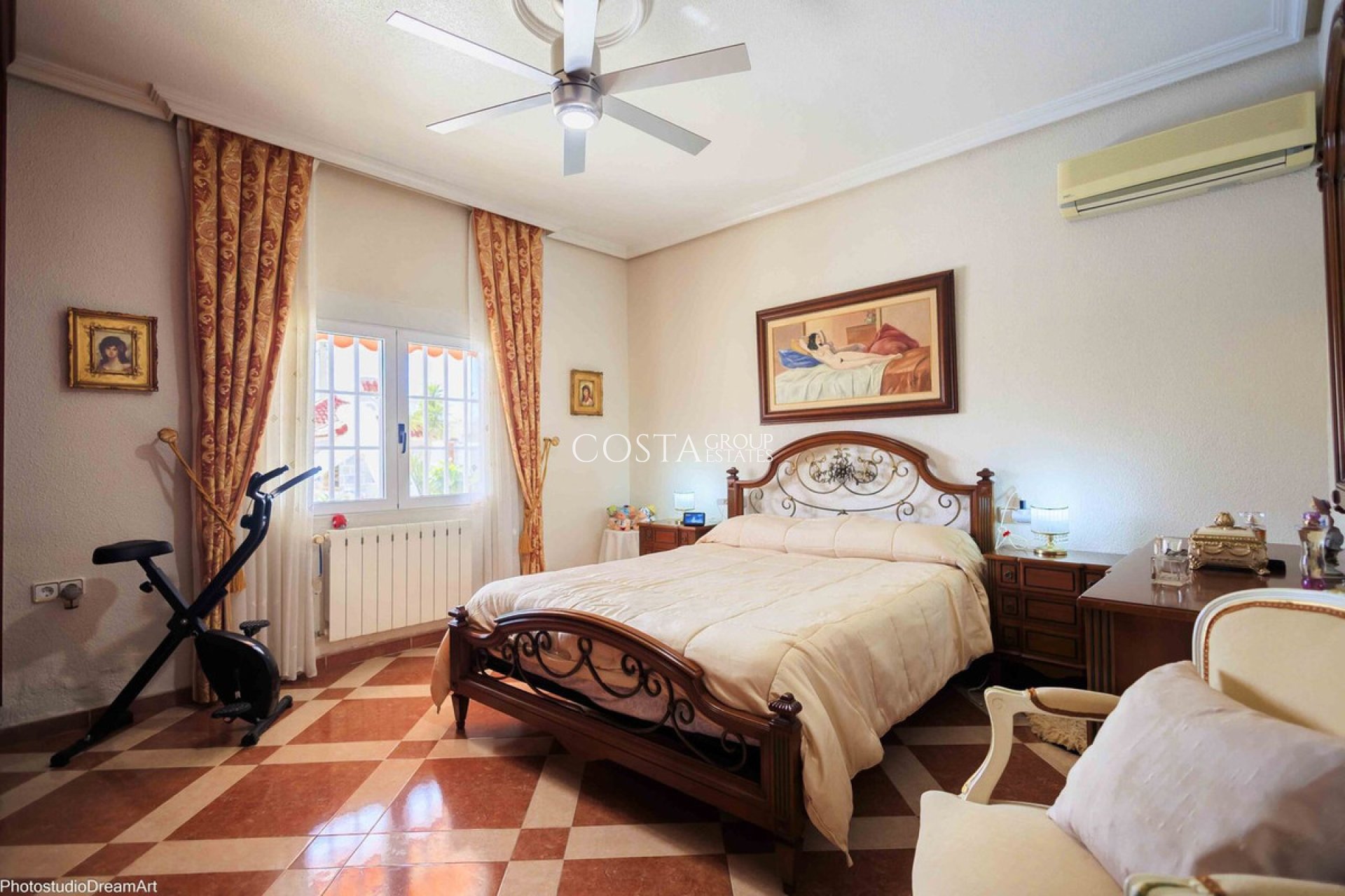 Revente - Villa -
Orihuela - Orihuela Costa