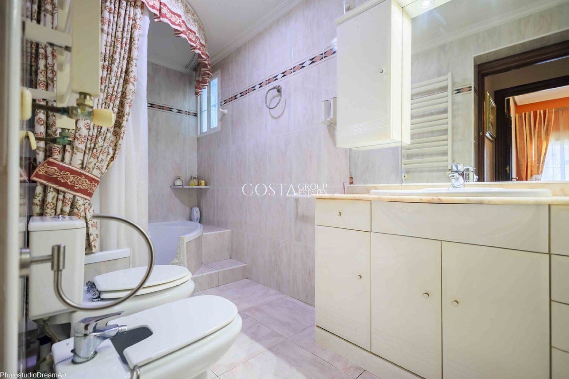 Revente - Villa -
Orihuela - Orihuela Costa