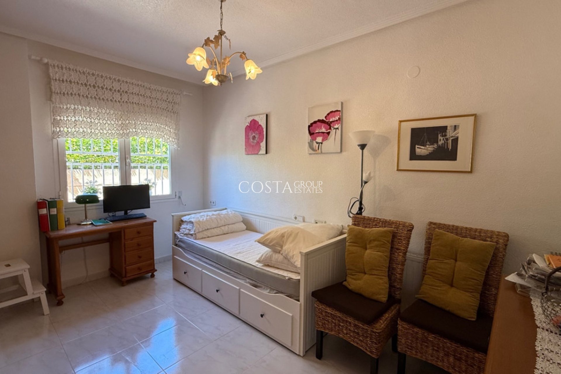 Revente - Villa -
Orihuela - Orihuela Costa