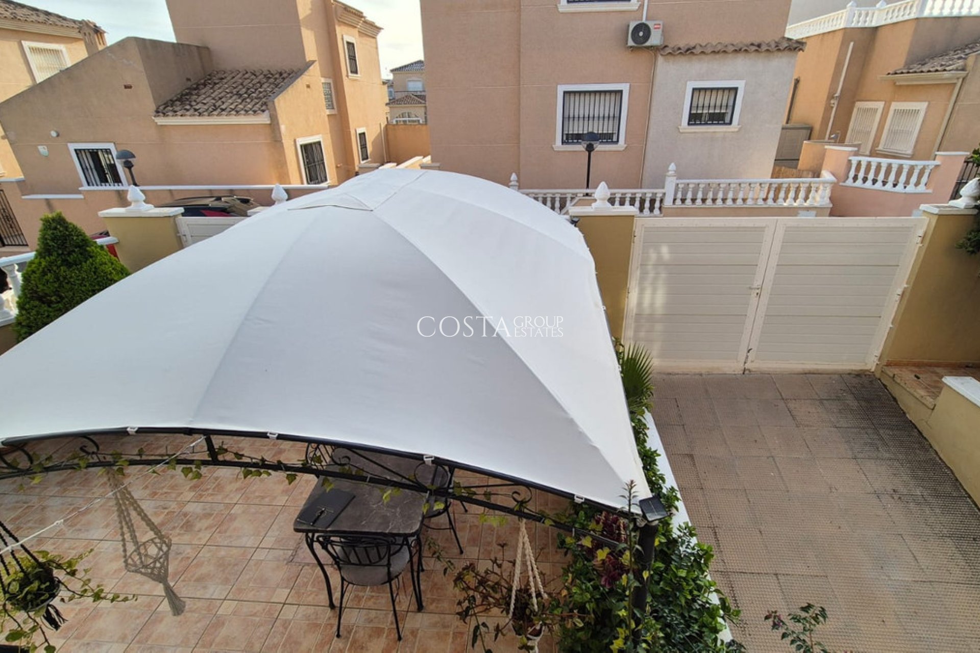 Revente - Villa -
Orihuela - Orihuela Costa