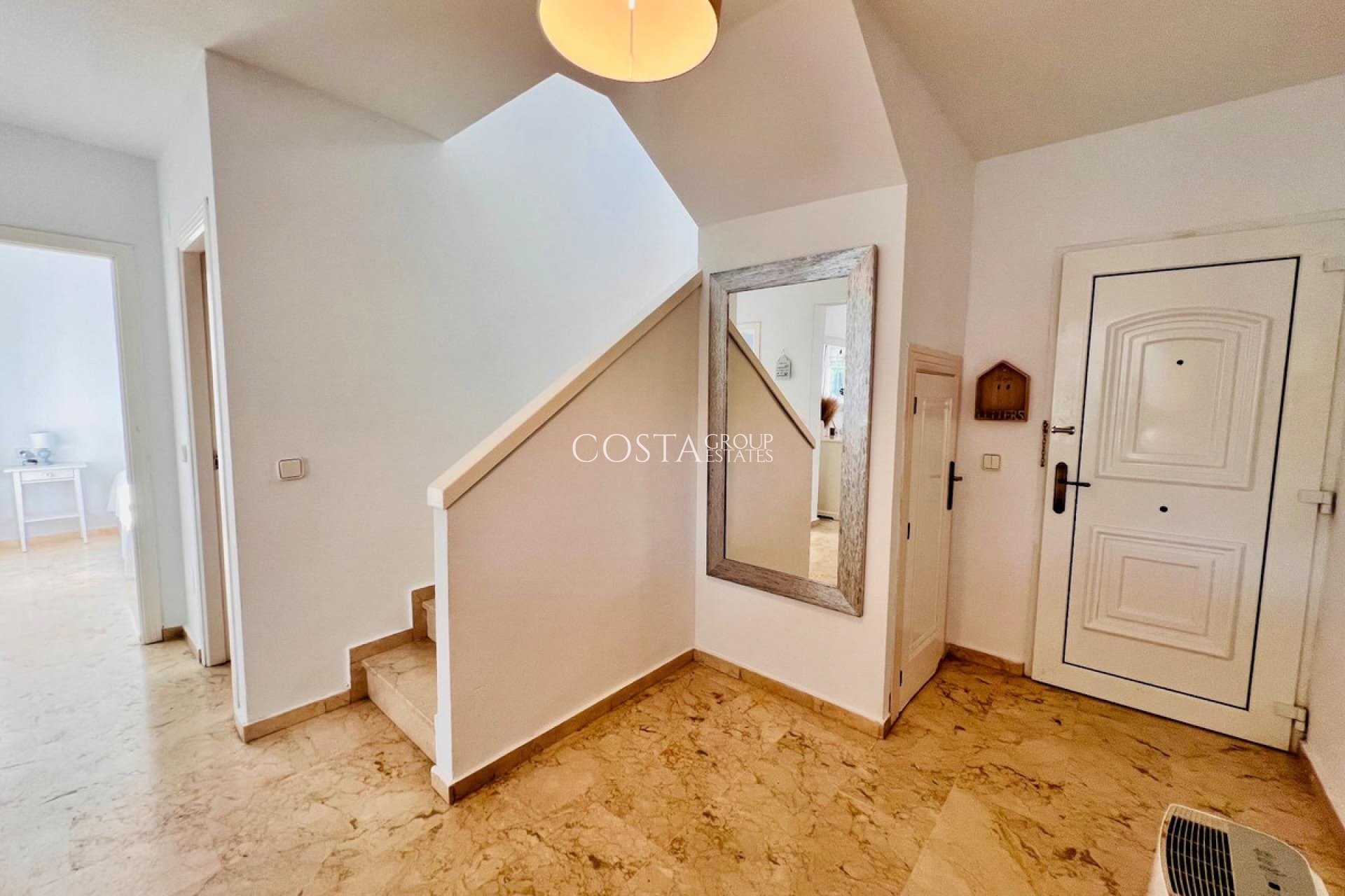 Revente - Villa -
Orihuela - Orihuela Costa