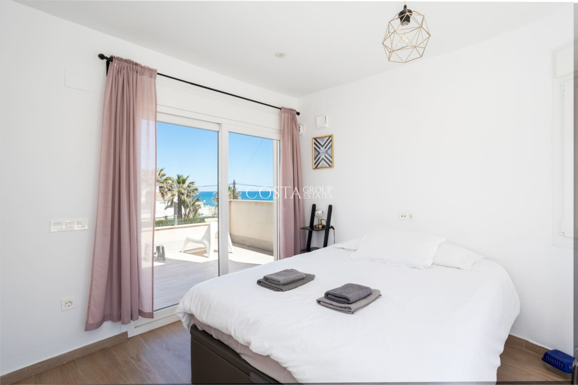 Revente - Villa -
Orihuela - Playa Flamenca