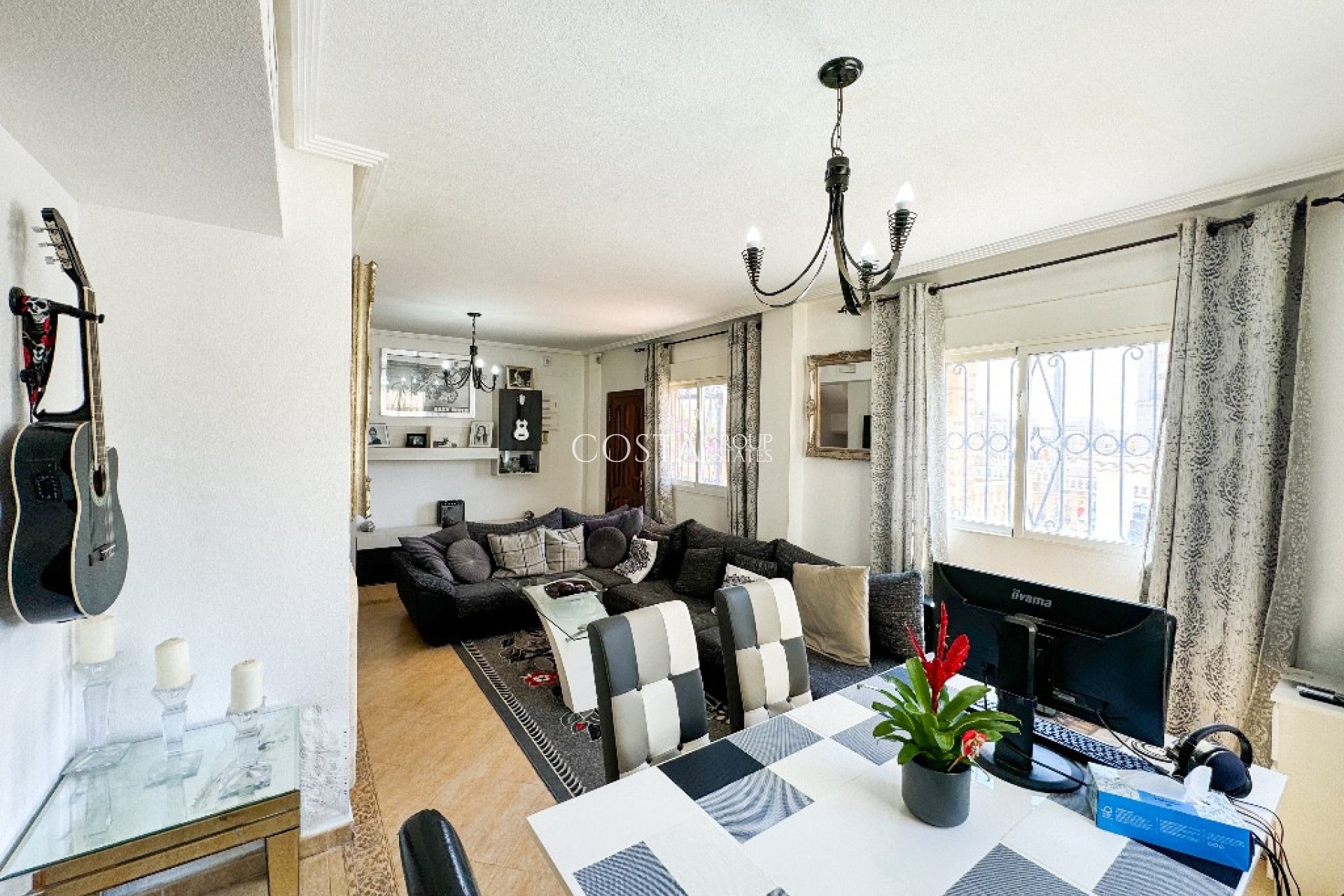 Revente - Villa -
Orihuela - Punta Prima