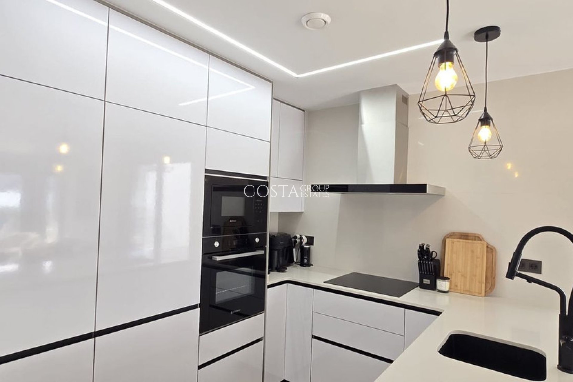 Revente - Villa -
Orihuela - Punta Prima