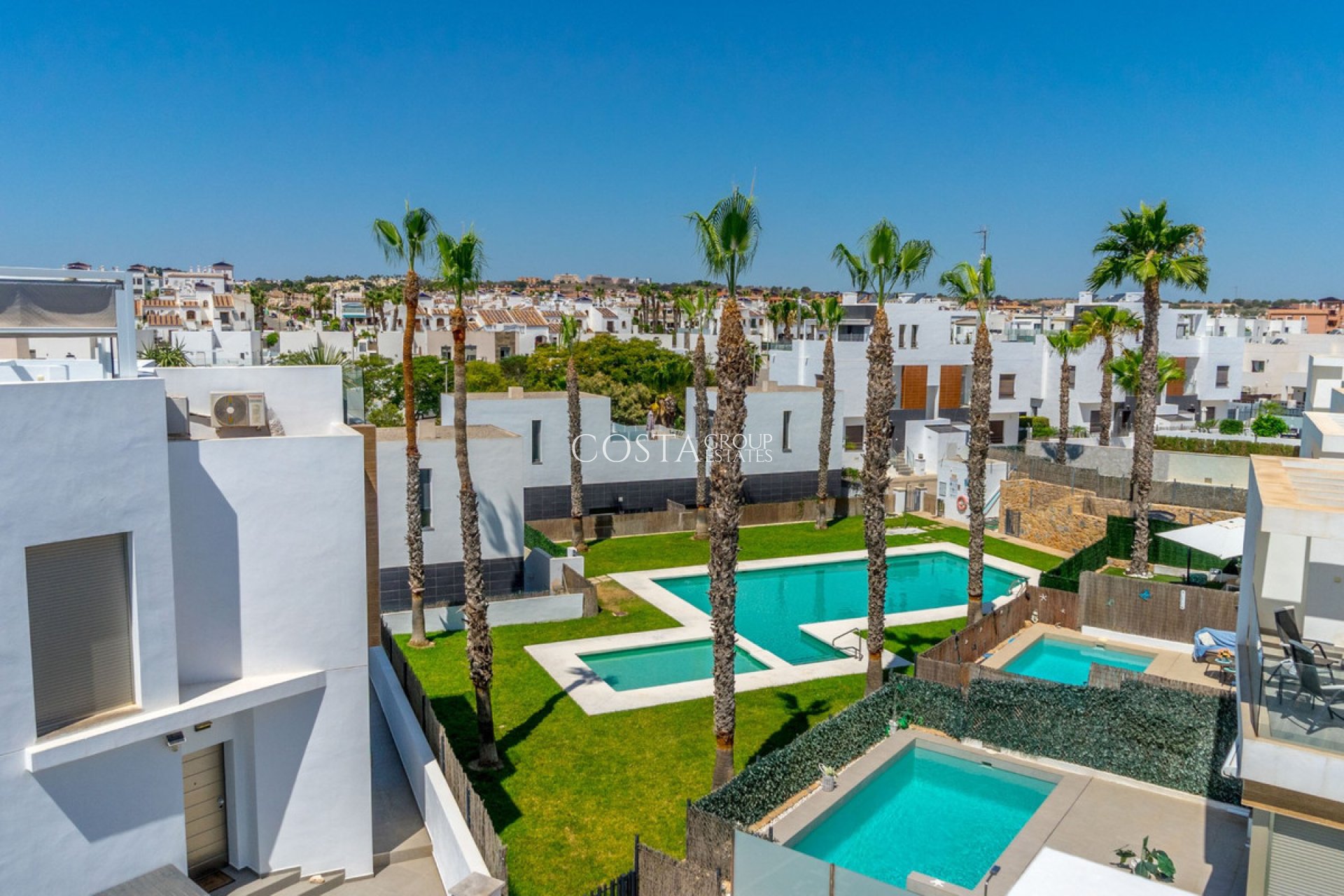 Revente - Villa -
Orihuela - Villamartin