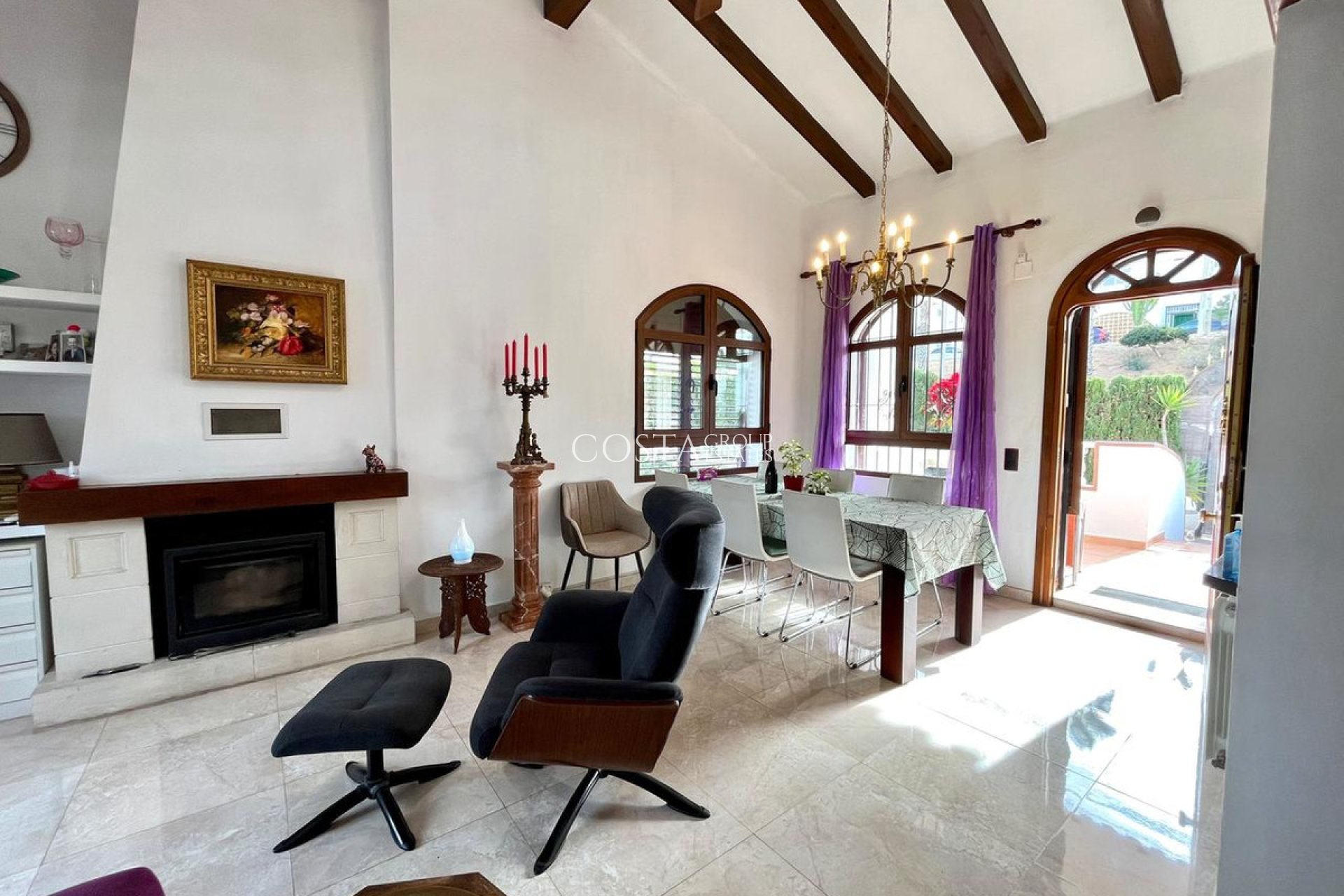 Revente - Villa -
Orihuela - Villamartin