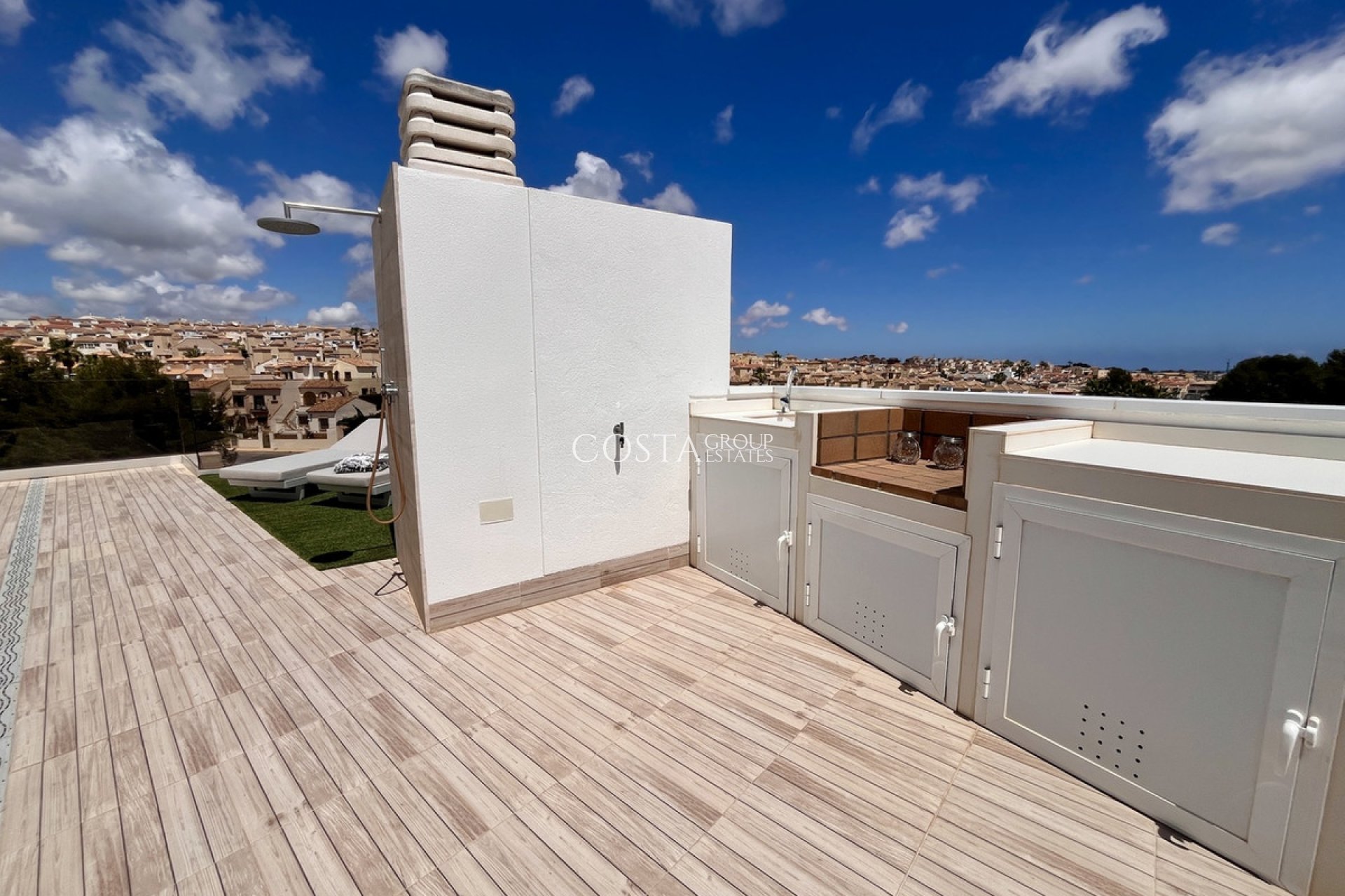 Revente - Villa -
Orihuela - Villamartin