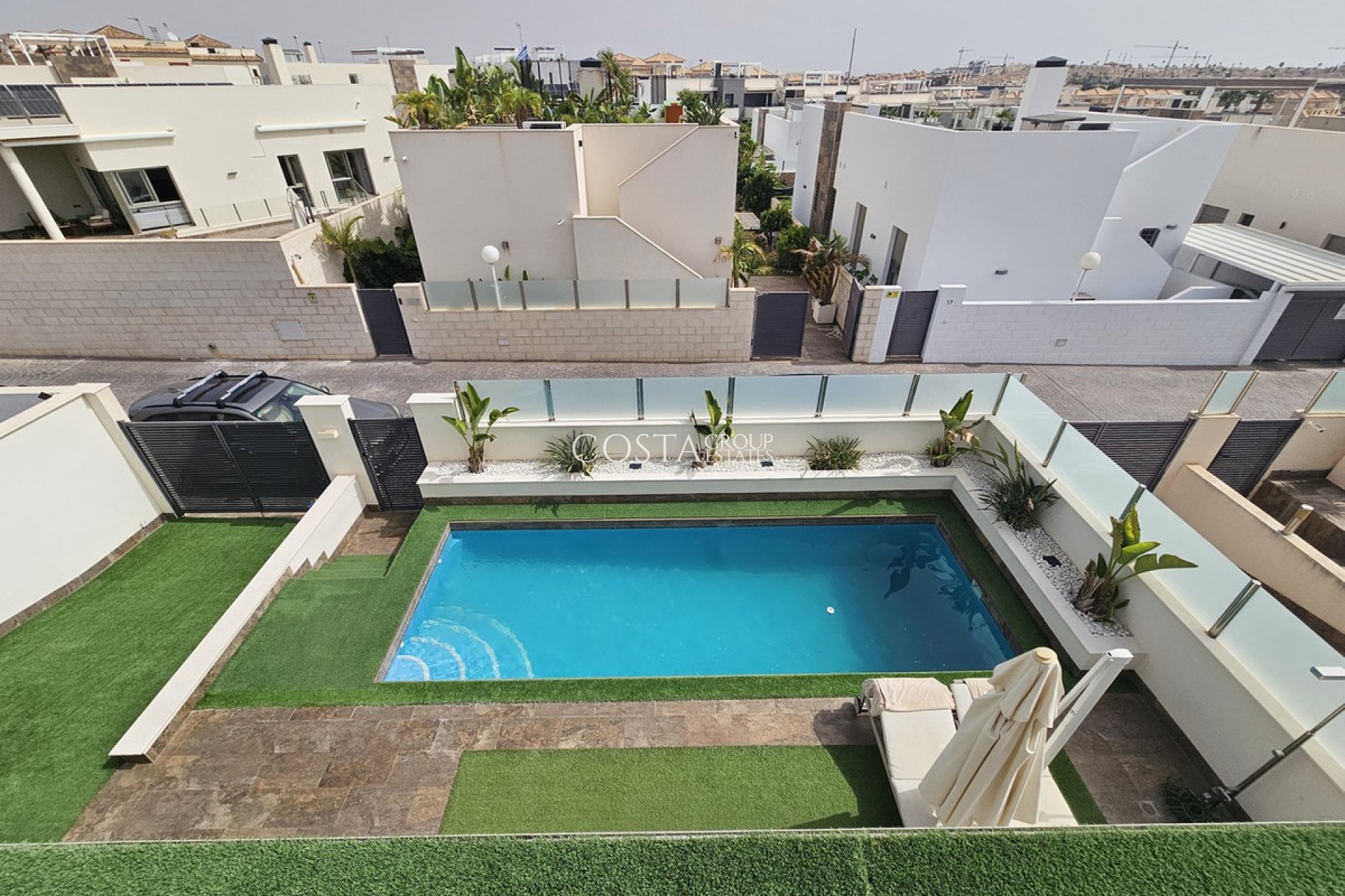 Revente - Villa -
Orihuela - Villamartin
