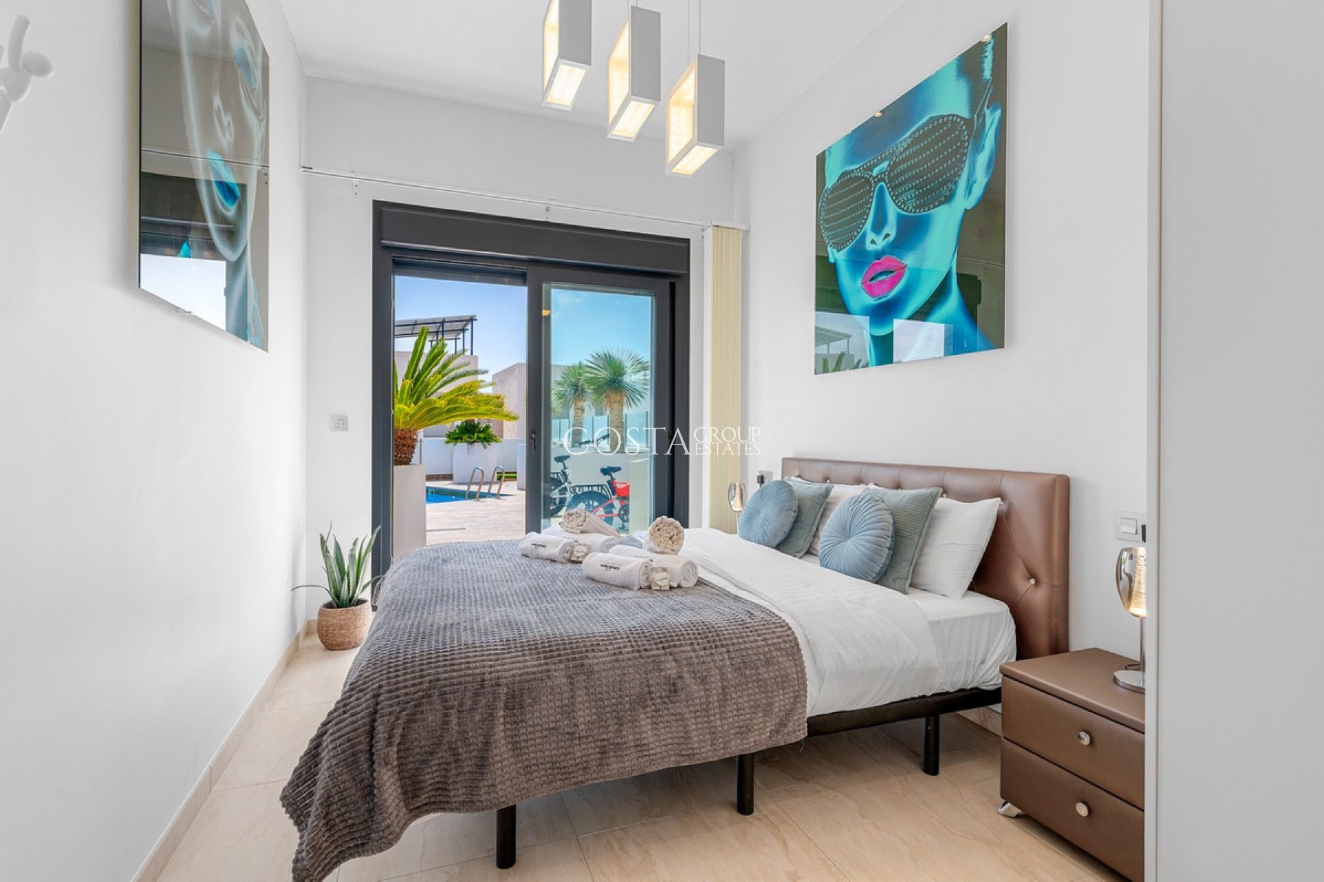 Revente - Villa -
Orihuela - Villamartin