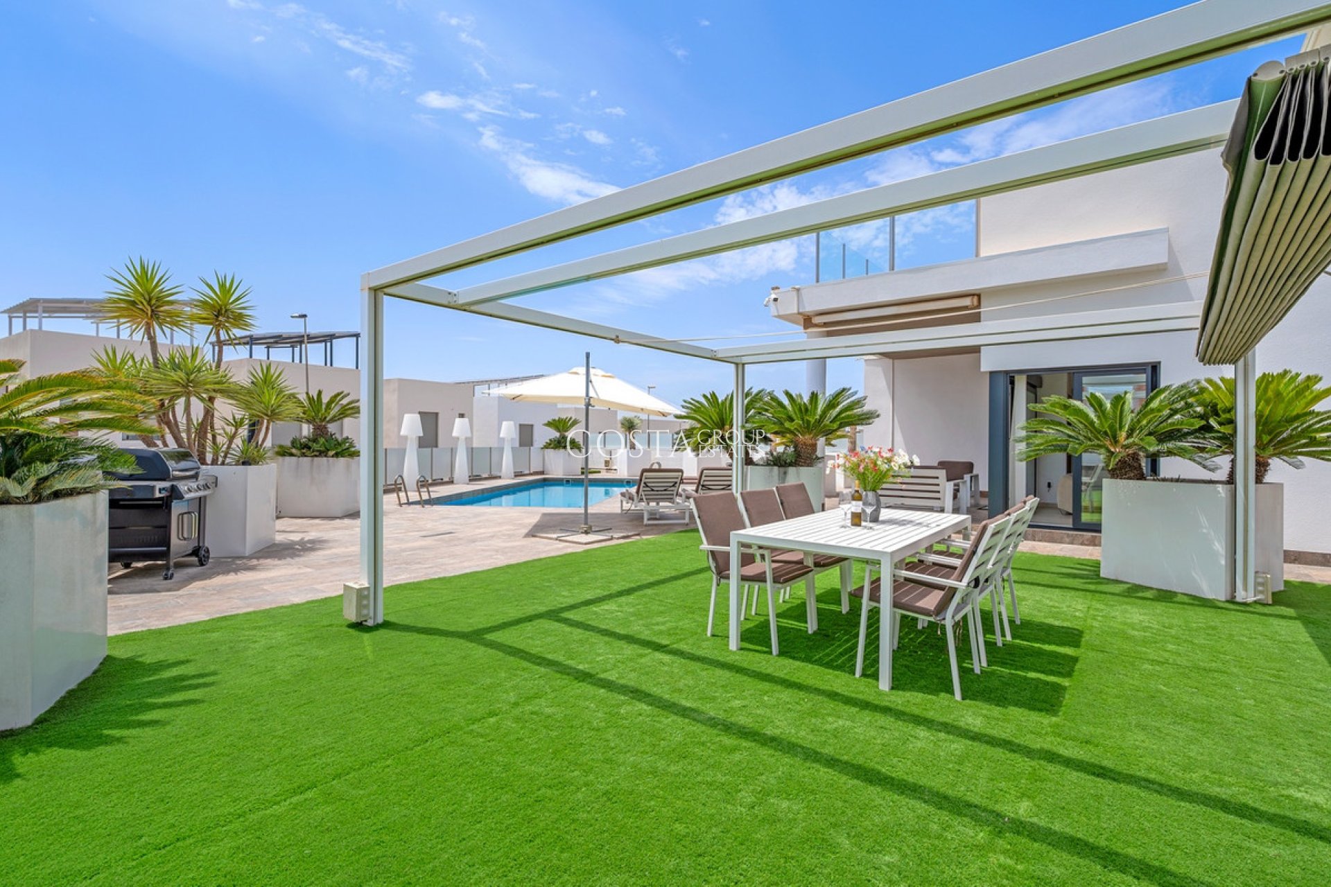 Revente - Villa -
Orihuela - Villamartin