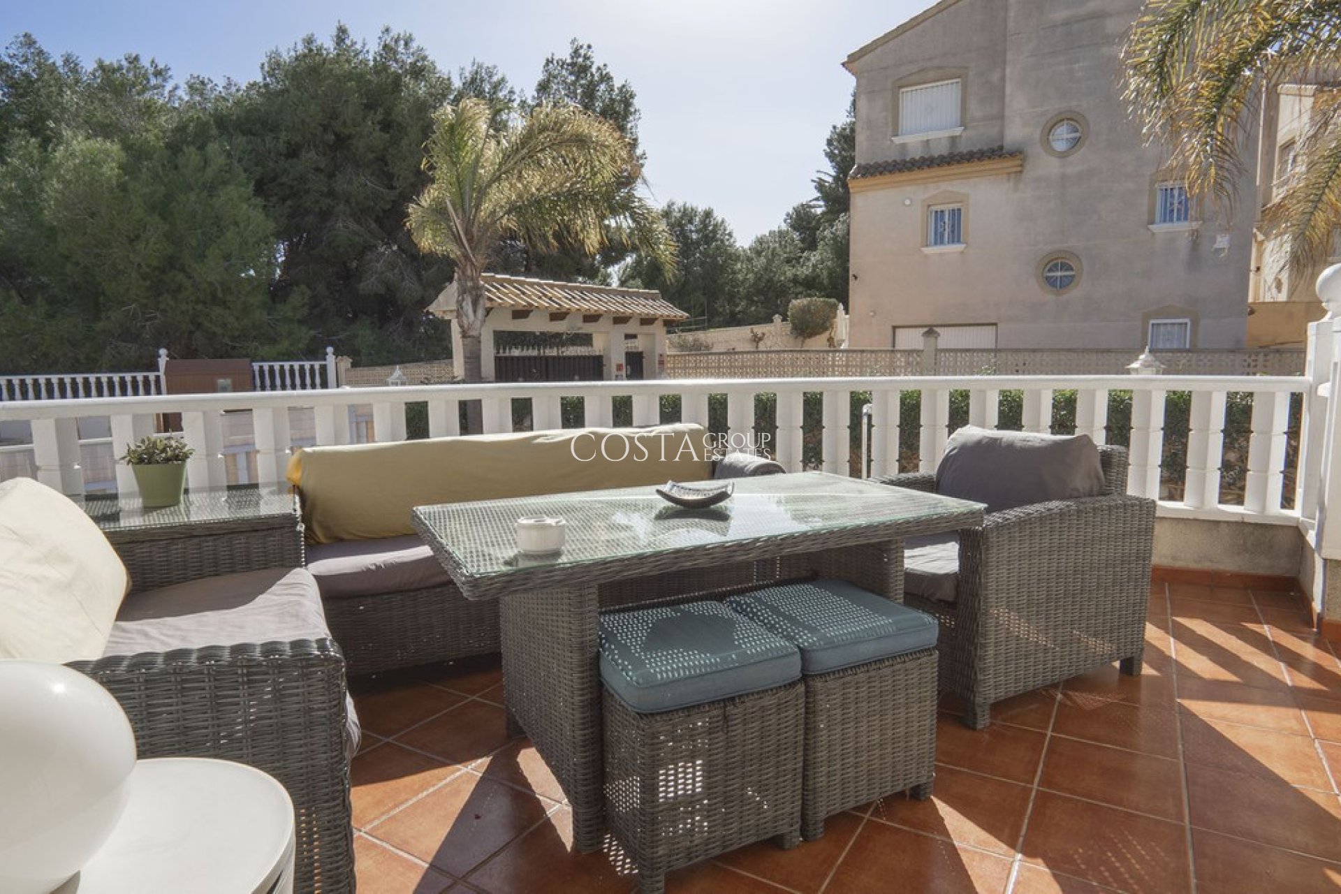 Revente - Villa -
Orihuela - Villamartin