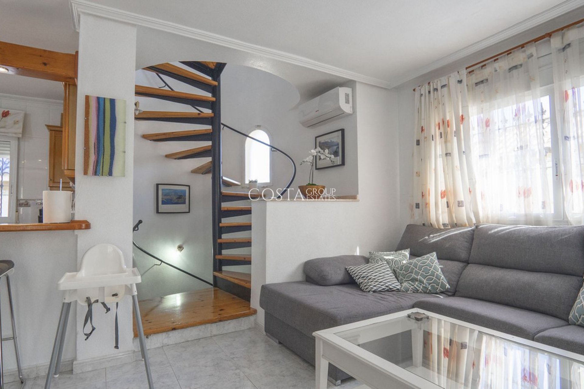 Revente - Villa -
Orihuela - Villamartin