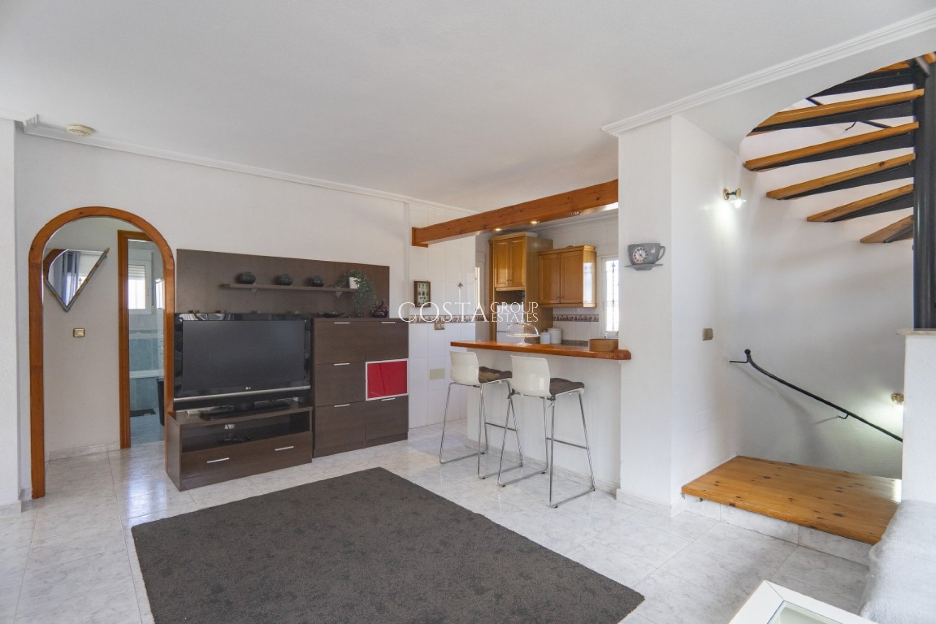Revente - Villa -
Orihuela - Villamartin