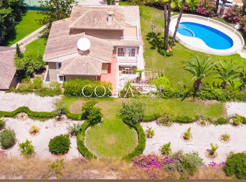 Revente - Villa -
Orihuela - Villamartin