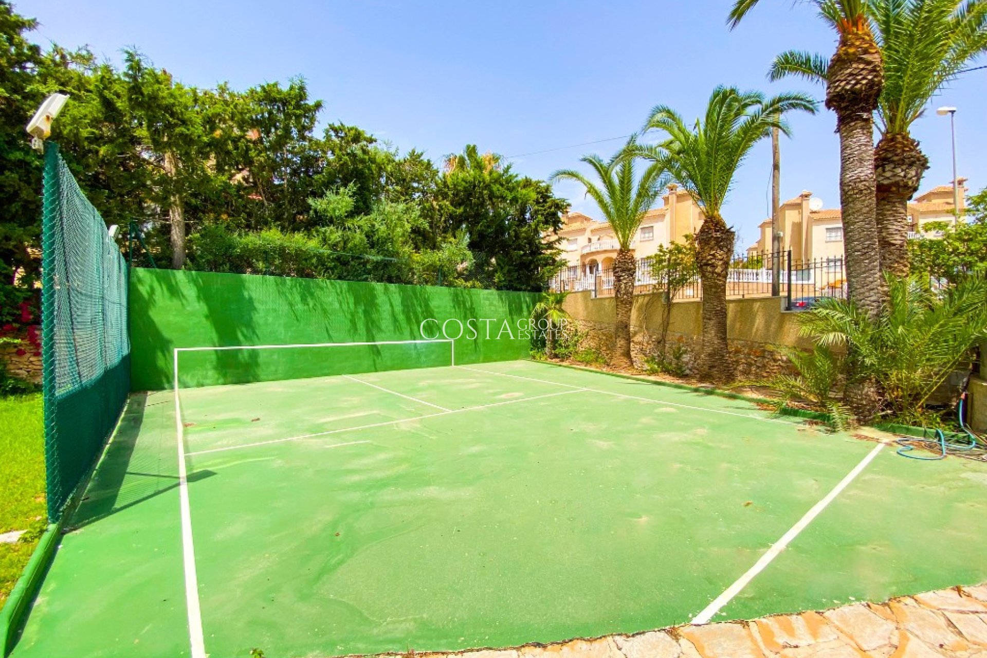 Revente - Villa -
Orihuela - Villamartin