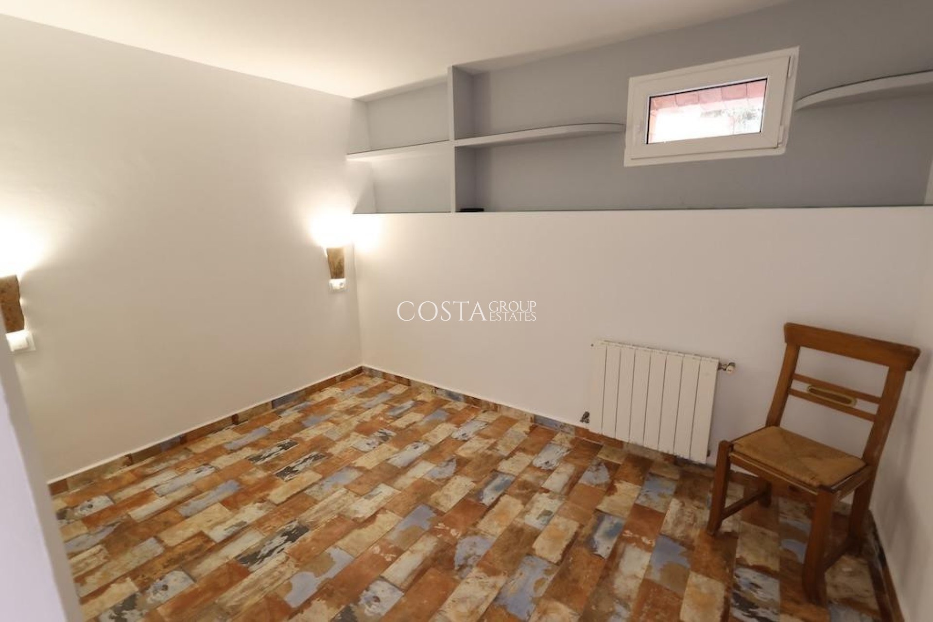 Revente - Villa -
Orihuela - Villamartin