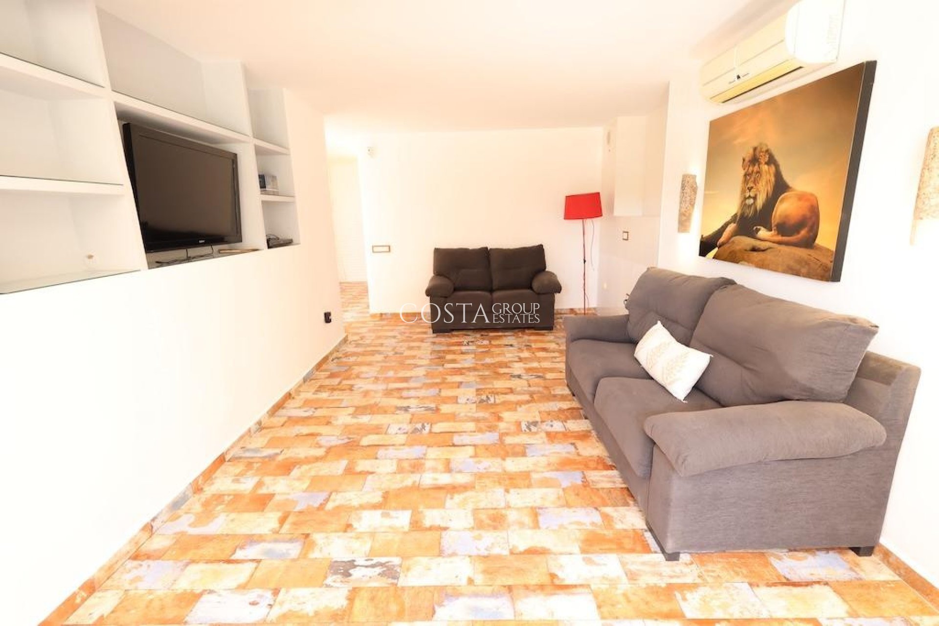 Revente - Villa -
Orihuela - Villamartin