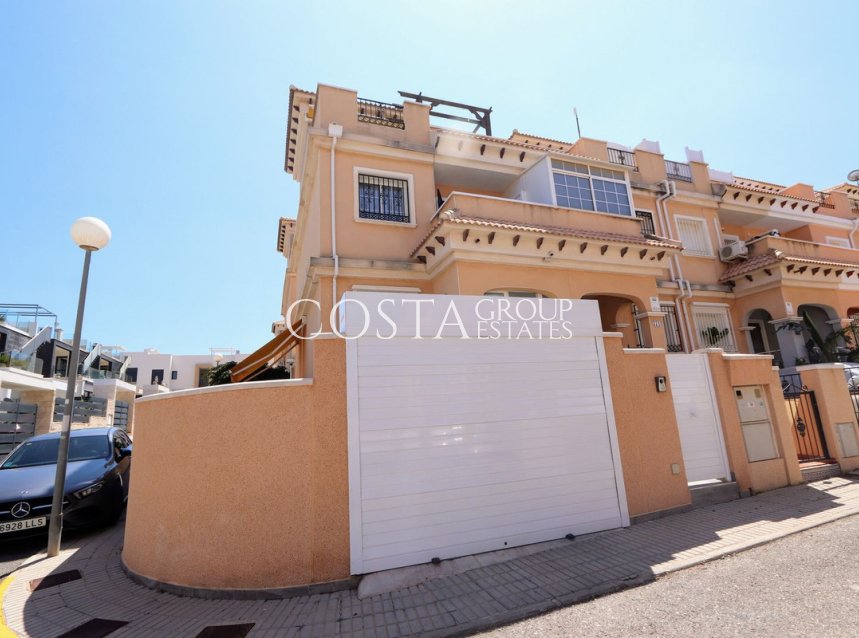 Revente - Villa -
Orihuela - Villamartin