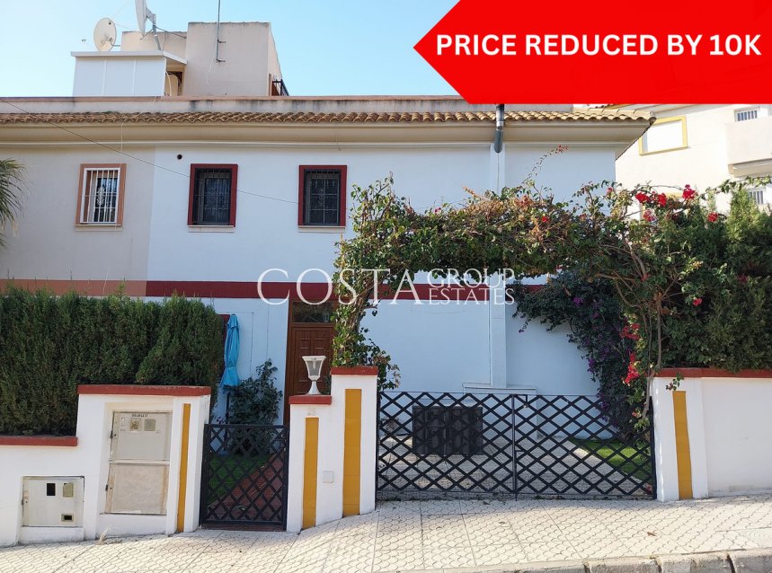 Revente - Villa -
Orihuela - Villamartin