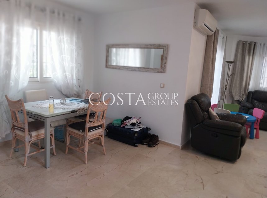 Revente - Villa -
Orihuela - Villamartin