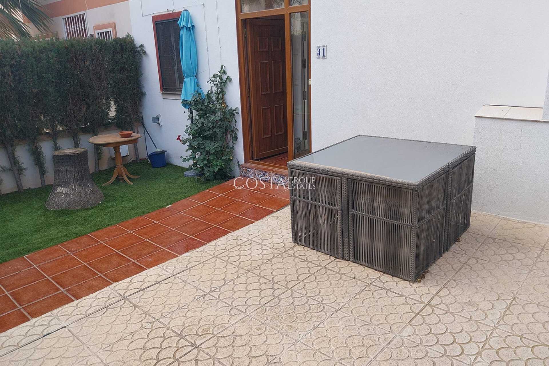 Revente - Villa -
Orihuela - Villamartin