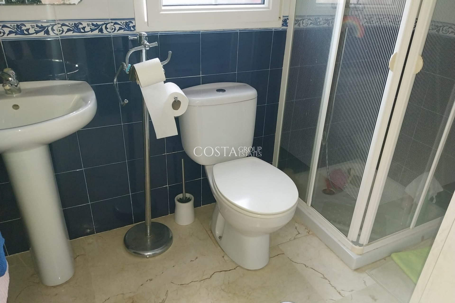 Revente - Villa -
Orihuela - Villamartin