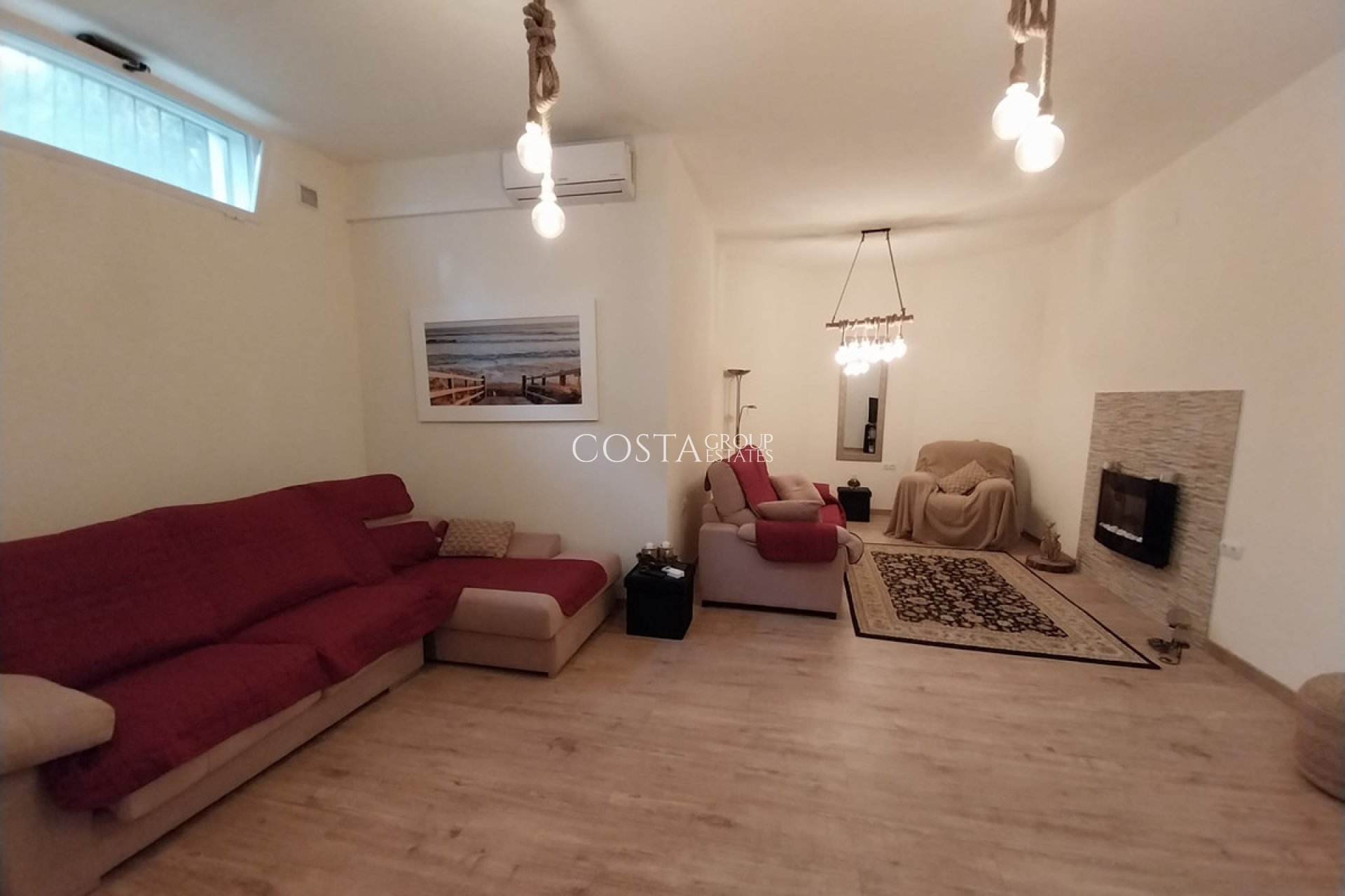 Revente - Villa -
Orihuela - Villamartin