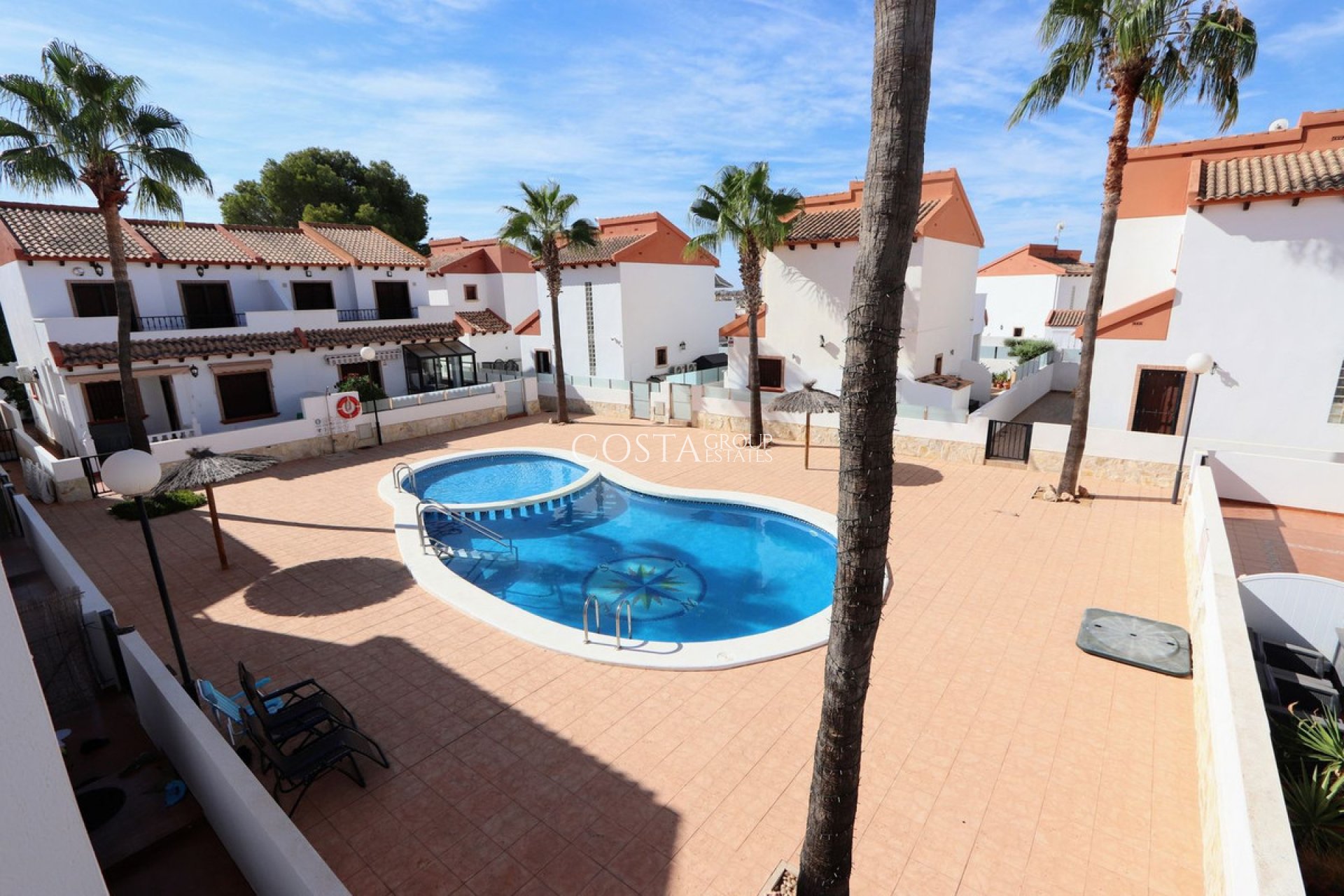Revente - Villa -
Orihuela - Villamartin