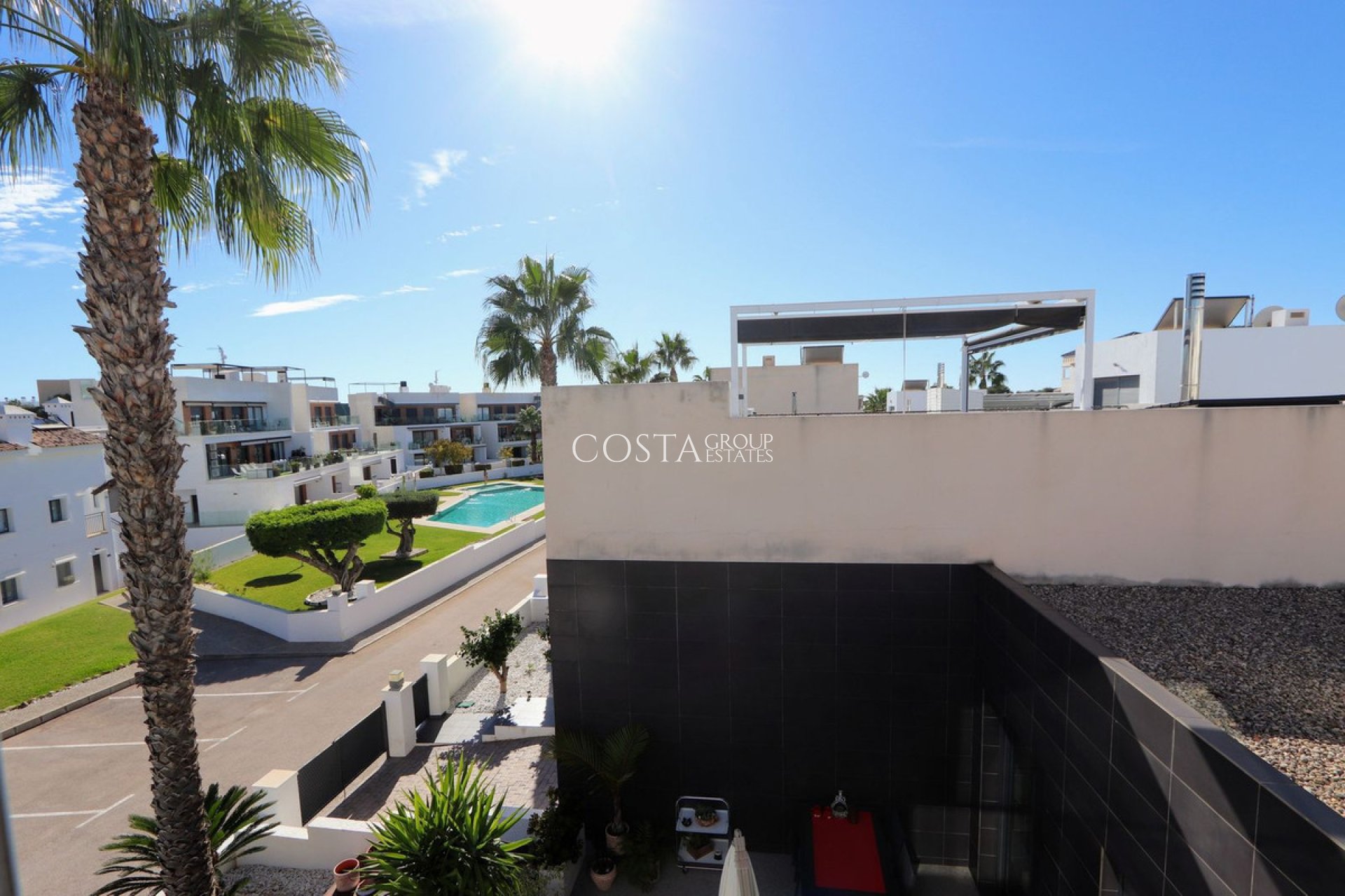 Revente - Villa -
Orihuela - Villamartin