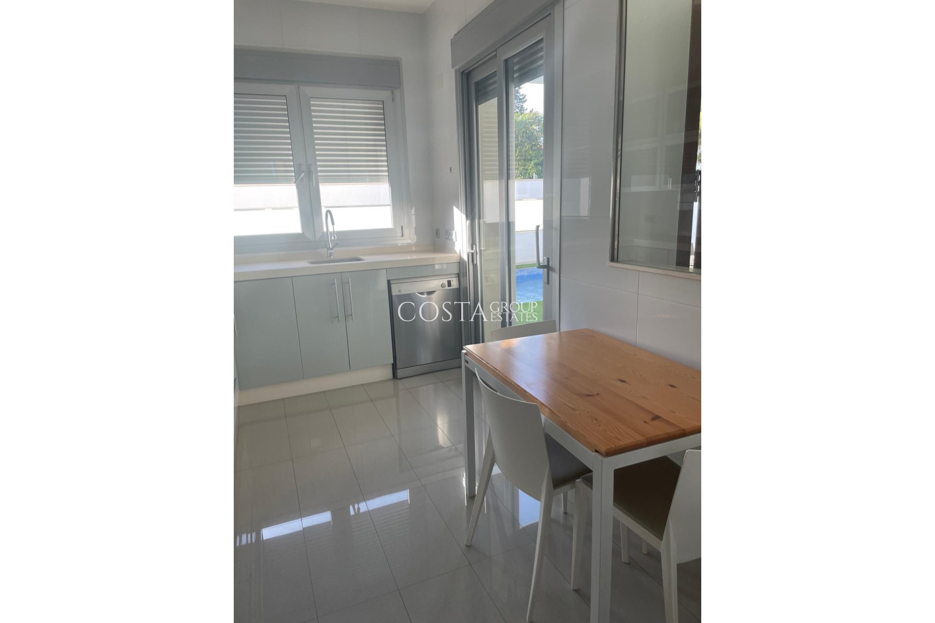 Revente - Villa -
Pilar de la Horadada - Pilar de la Horadada Centro