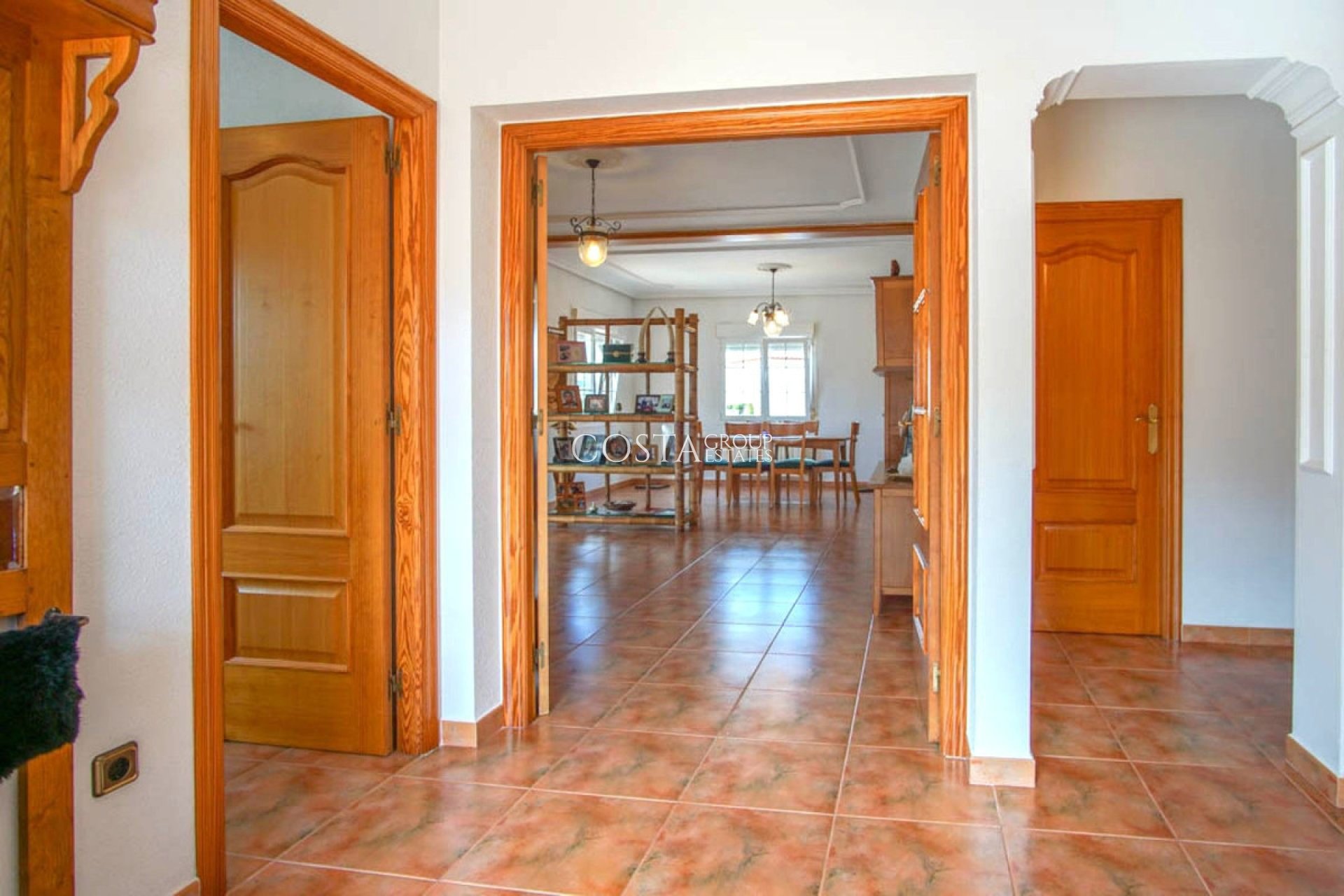 Revente - Villa -
Pinoso - Los Pinos