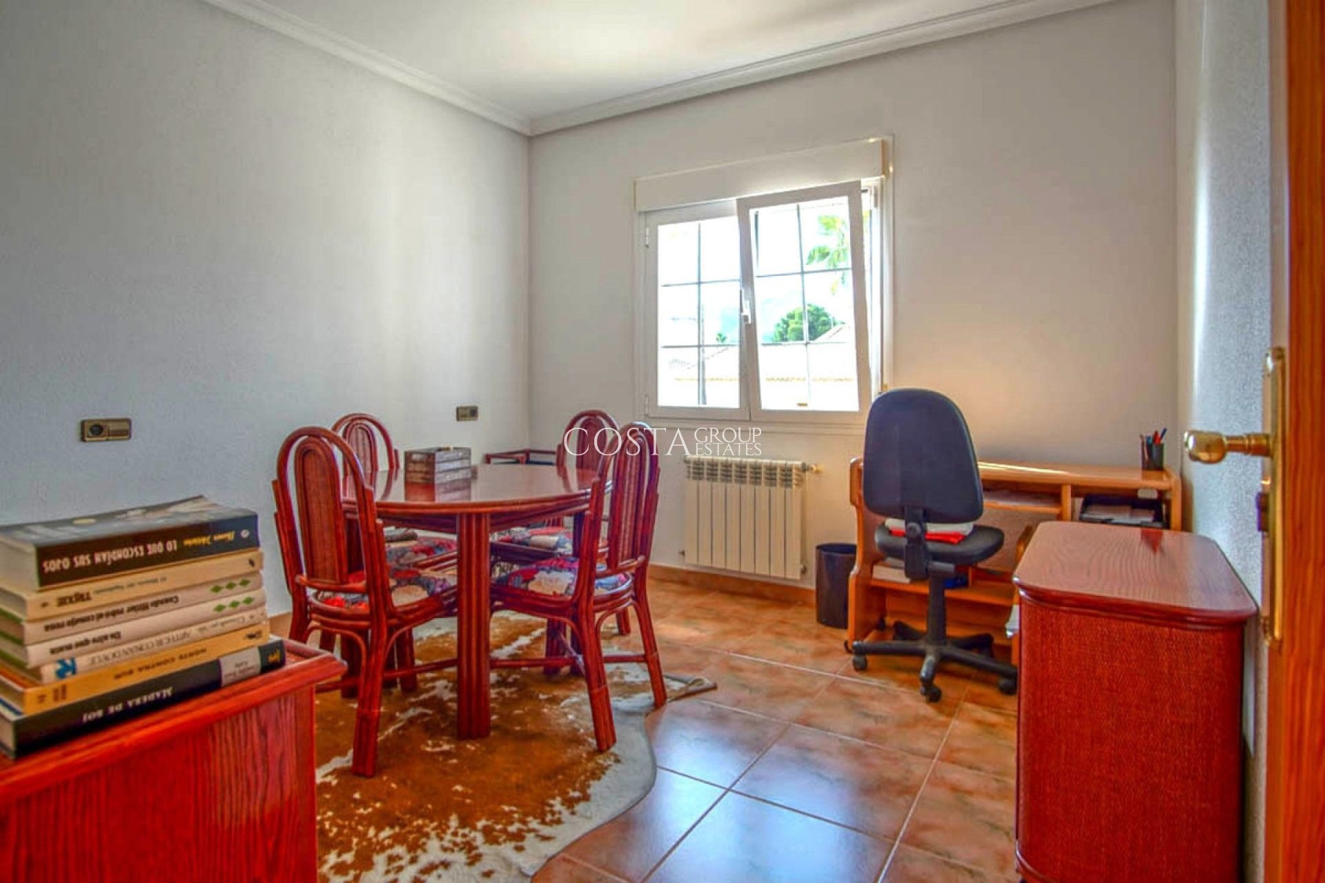 Revente - Villa -
Pinoso - Los Pinos