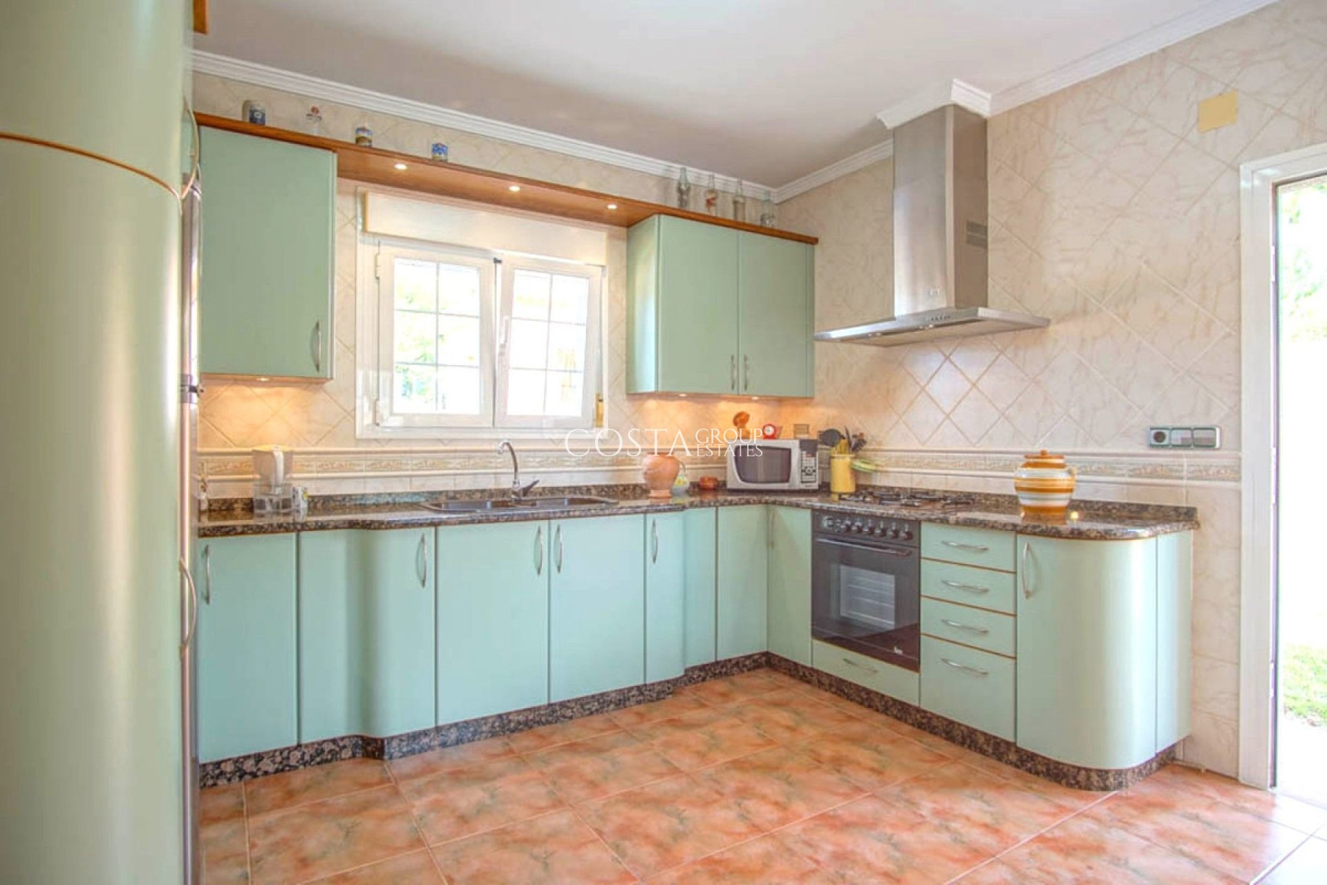 Revente - Villa -
Pinoso - Los Pinos