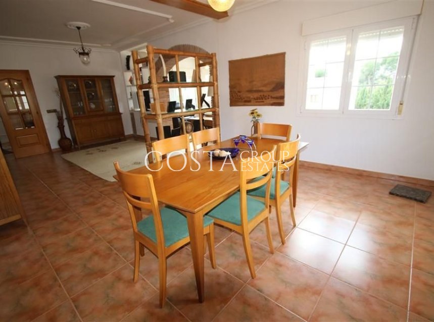 Revente - Villa -
Pinoso - Los Pinos