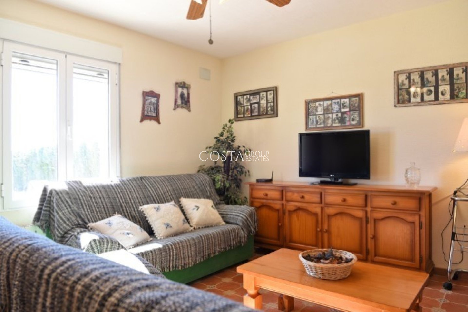 Revente - Villa -
Pinoso - Pinoso Centro