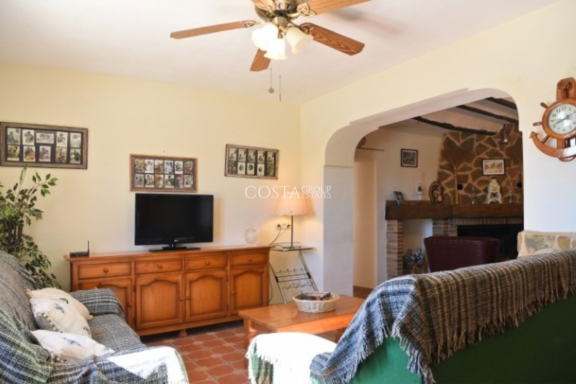 Revente - Villa -
Pinoso - Pinoso Centro