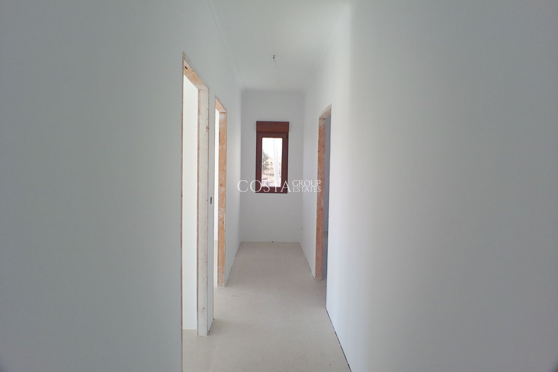 Revente - Villa -
Pinoso - Pinoso Centro